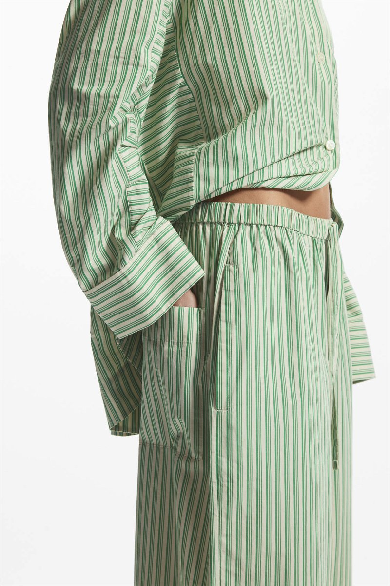COS Striped Wide-Leg Poplin Pyjama Trousers in GREEN / CREAM / STRIPED