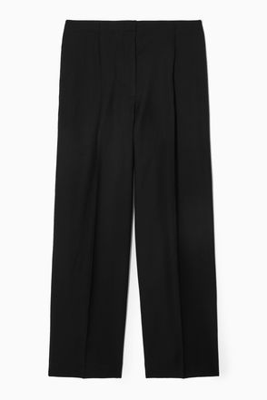 COS Pleated Wide-Leg Wool Shorts in BLACK