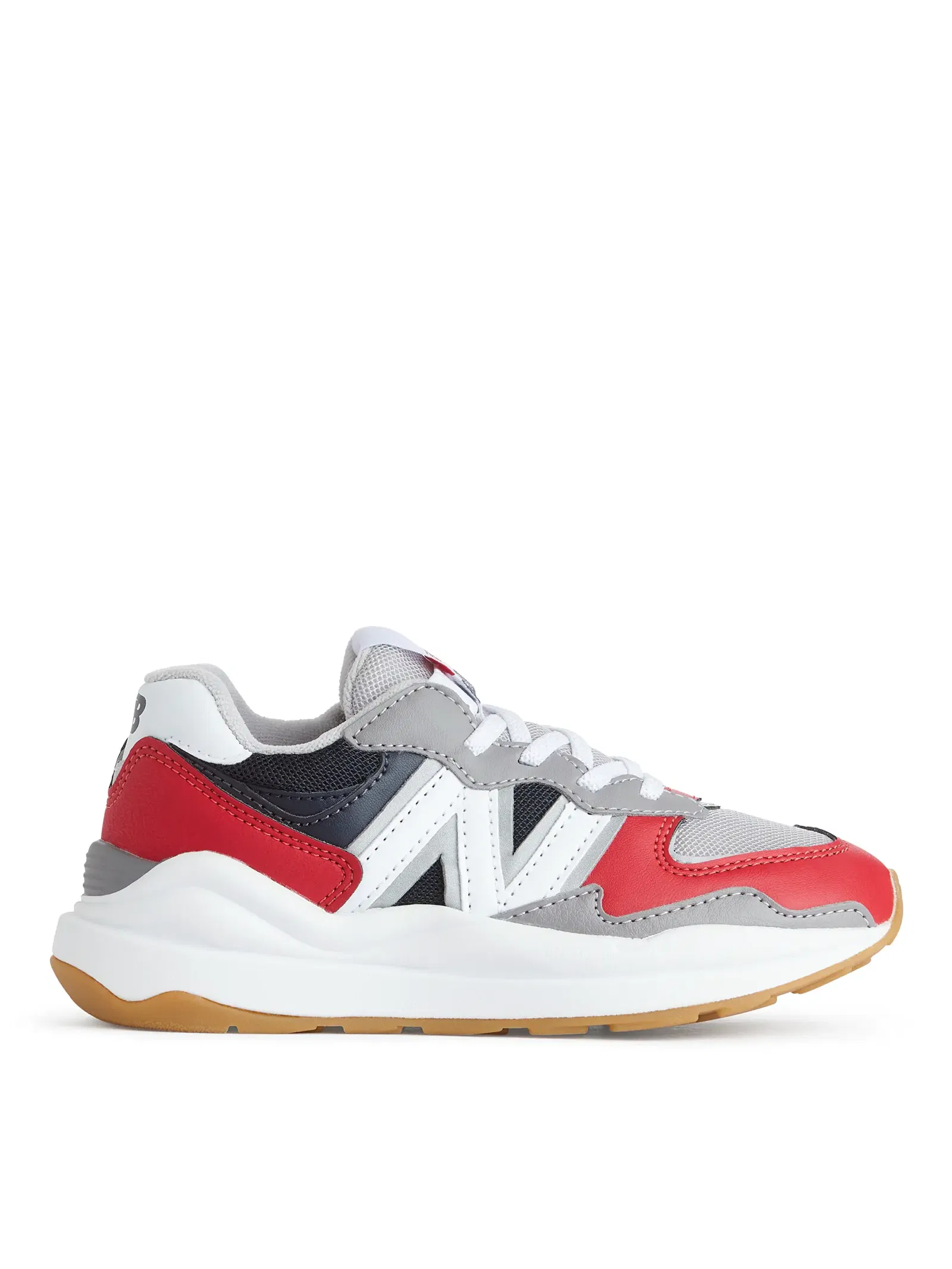 NEW BALANCE 5740 Trainers in Red/White/Grey/Black Endource