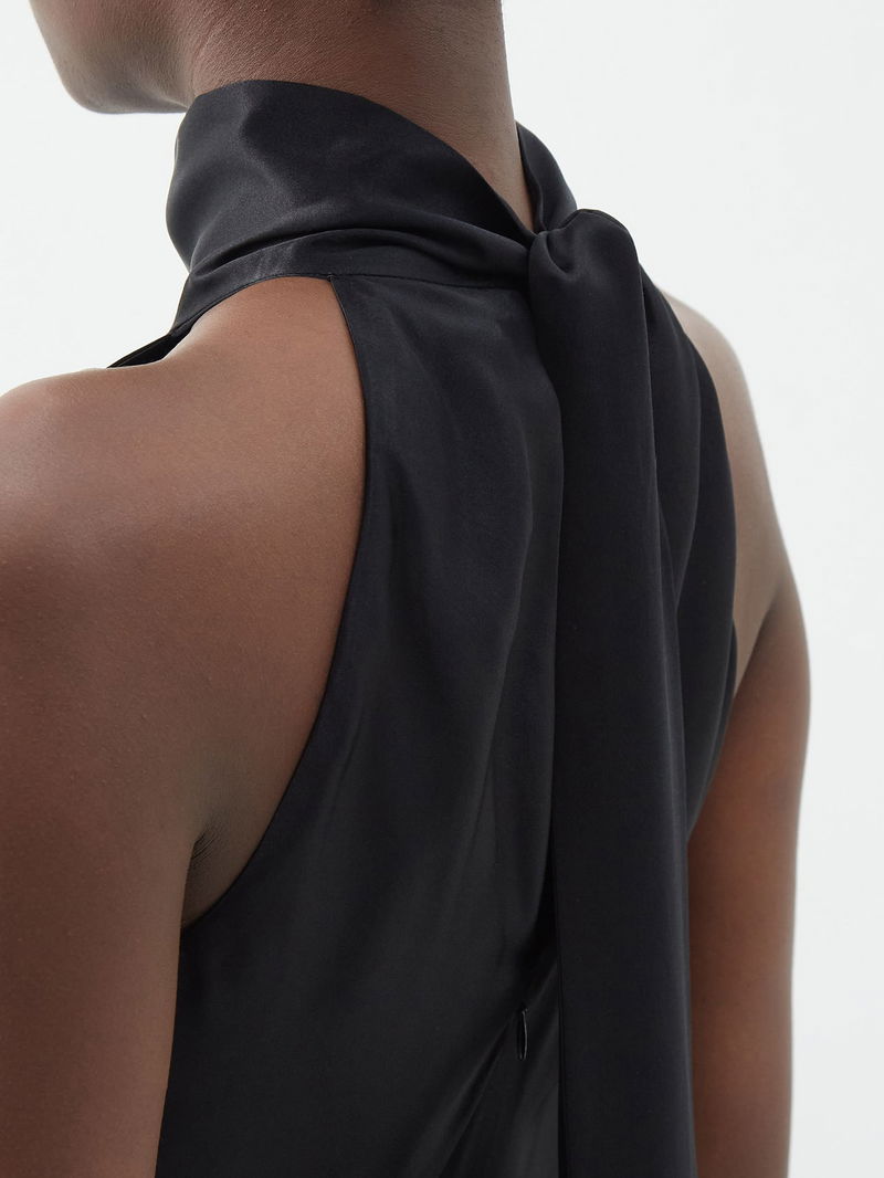 FRAME Draped Halterneck Tie Silk Dress | endource FRAME Draped Halterneck Tie Silk Dress | endource