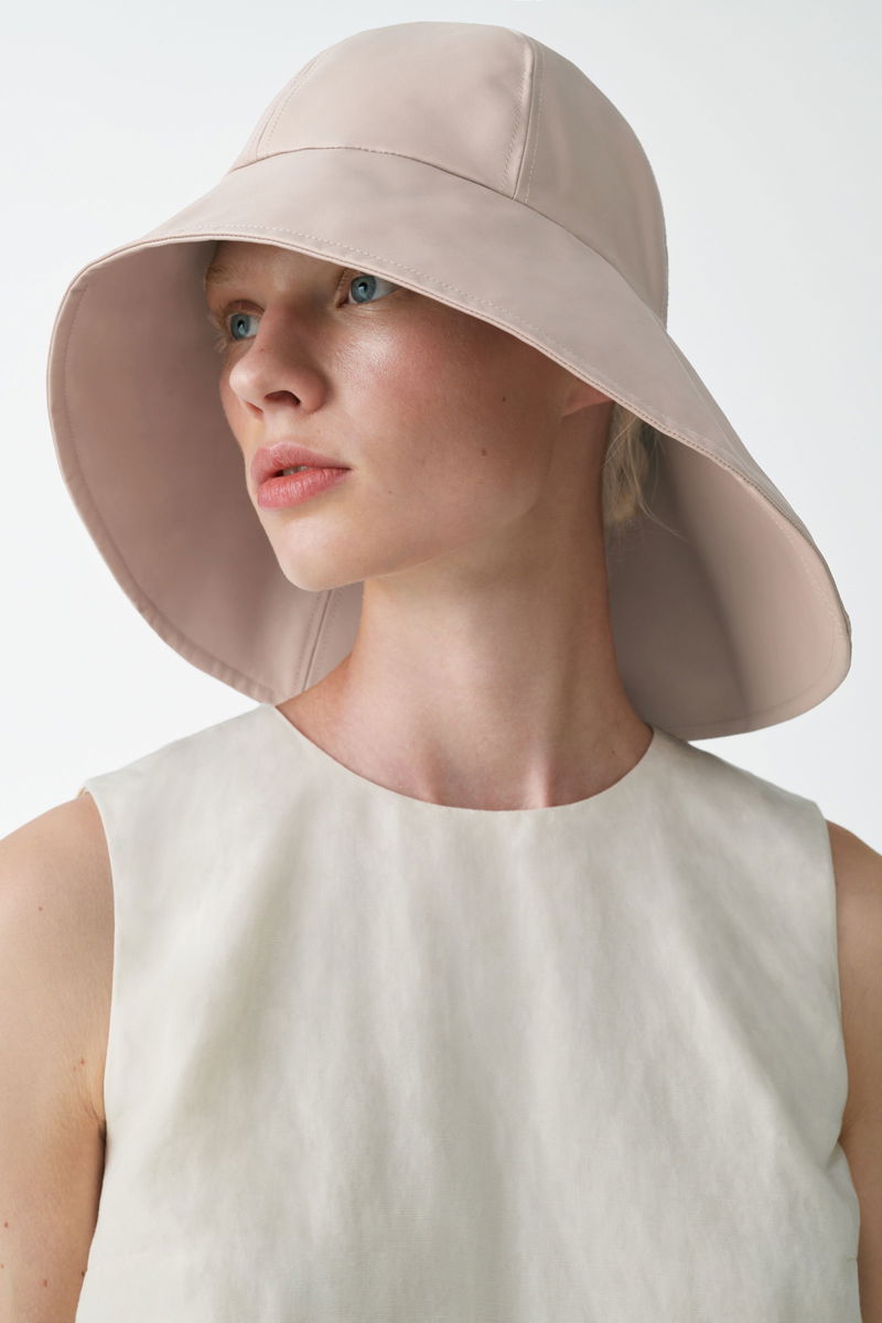 COS Leather Hat With Wide Brim | endource display picture 2