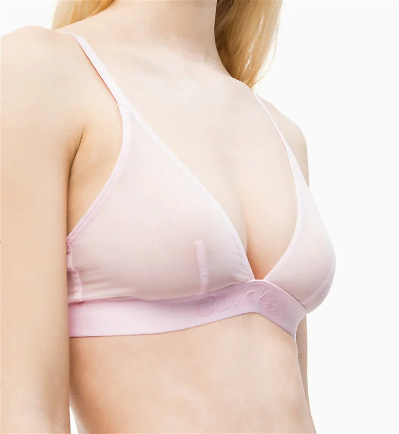 Calvin Klein Women's Tonal Logo With Mesh Unlined Triangle Bra, Grenada,  X-Small : : Clothing, Shoes & Accessories