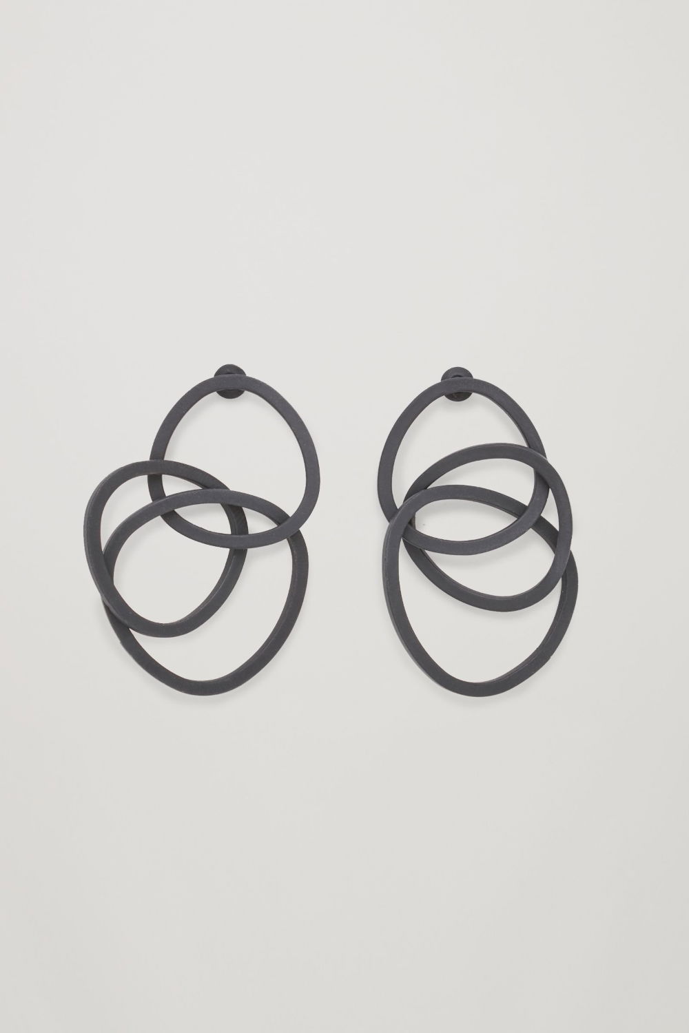 COS Wire Layered Earrings in Black | Endource