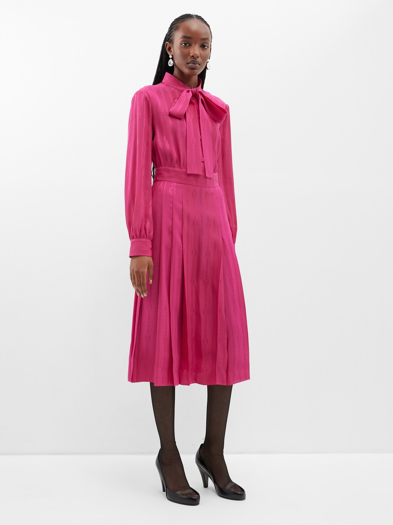 gucci pink bow dress GUCCI Pussy-Bow Silk-Jacquard Midi Dress