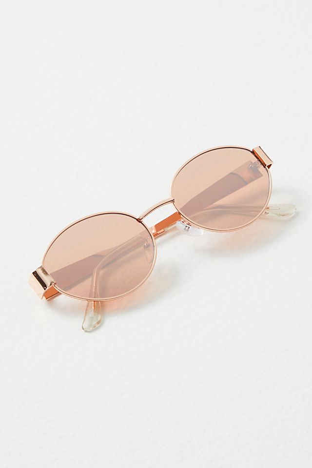 Free people little secret round Sunglasses Free People Sunglass Little Secret Round | TikTok main image 4