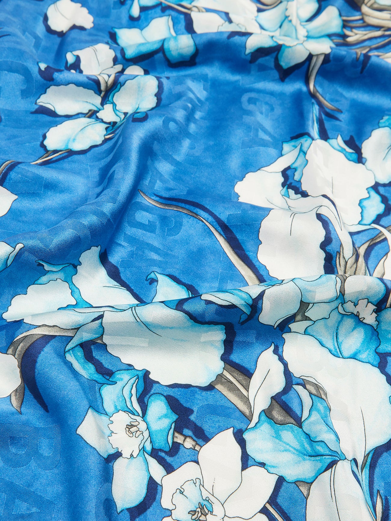 balenciaga-floral-and-logo- 