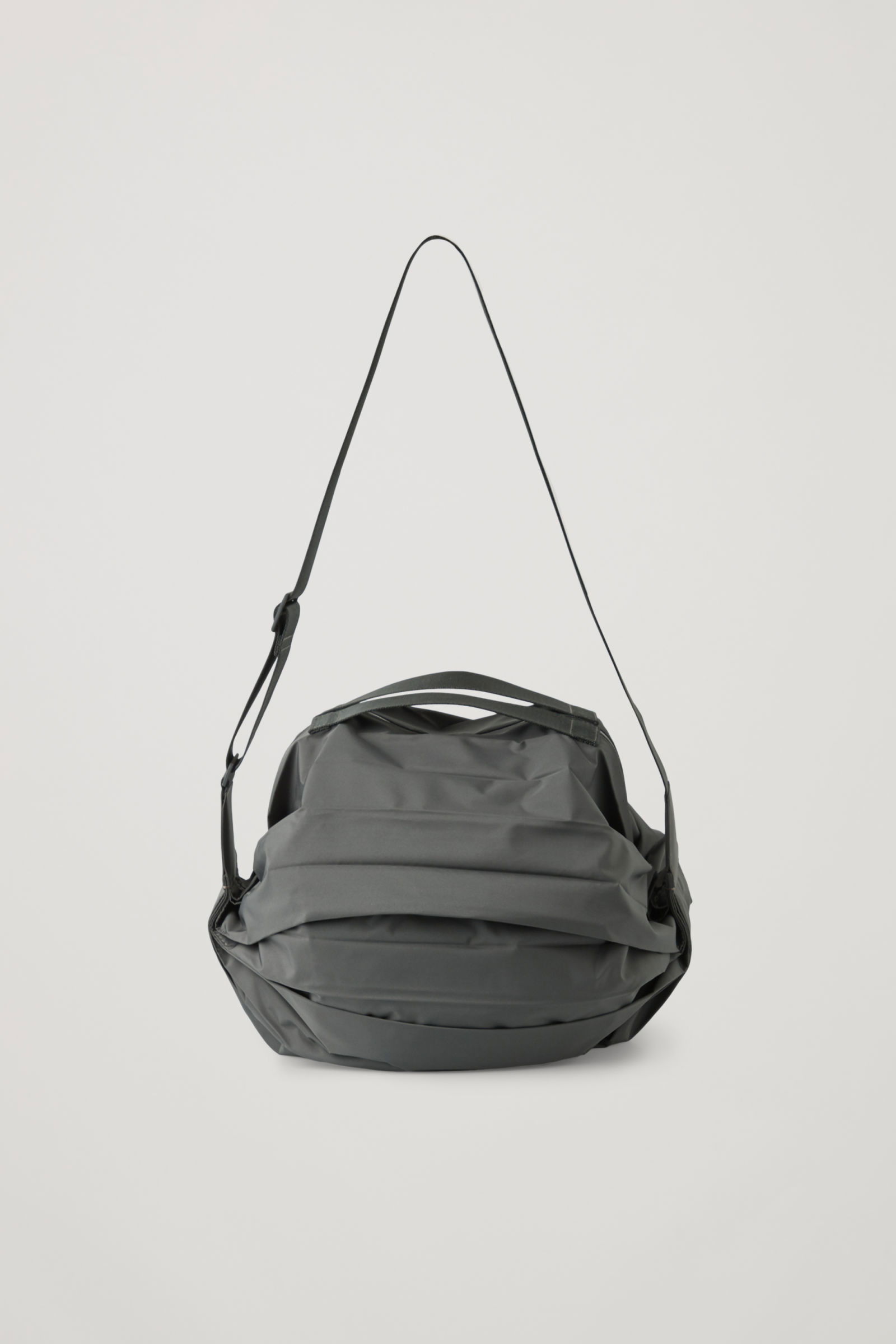 COS Nylon Gym Bag Endource