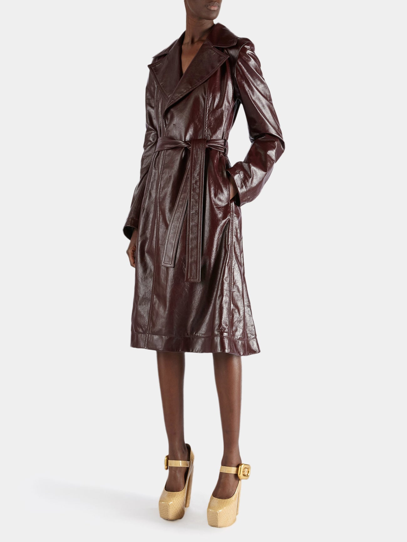 BOTTEGA VENETA Leather Trench Coat in Burgundy | Endource