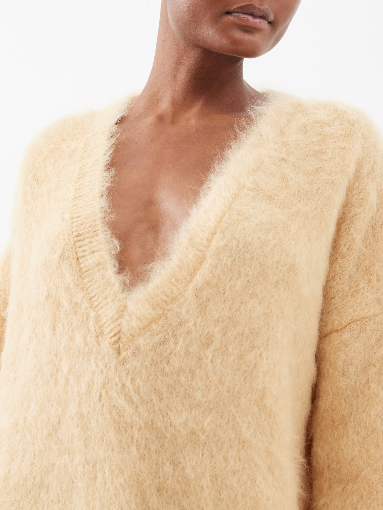 raey-deep-v-neck-brushed- 