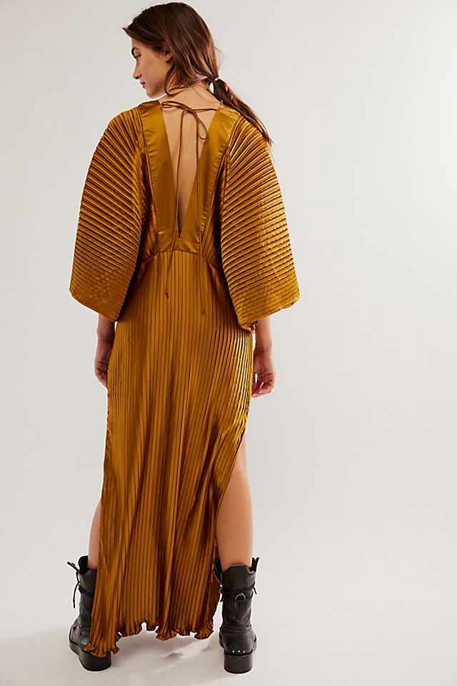 open lace back dress Amazon.com: AOMEI Womens Sparkly Metallic Flowy Pleated Dress One Shoulder  Empire Waist Long Shimmer Gowns and Evening Dresses (Medium,Gold) :  Clothing, Shoes & Jewelry main image 1