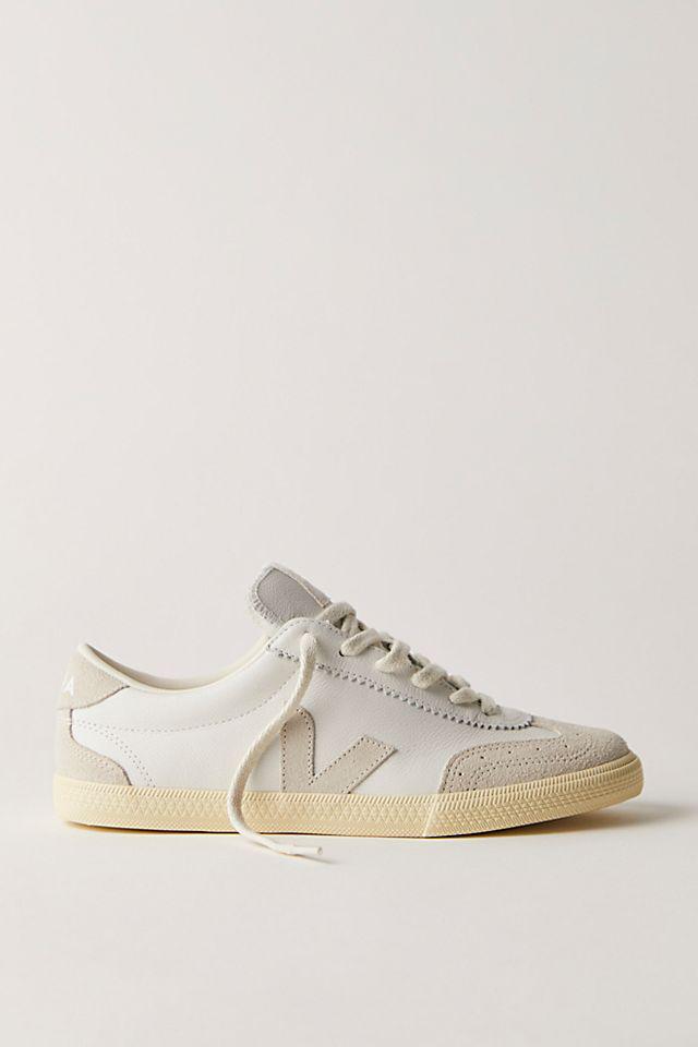 Sneaker Veja Volley in pelle organica nera