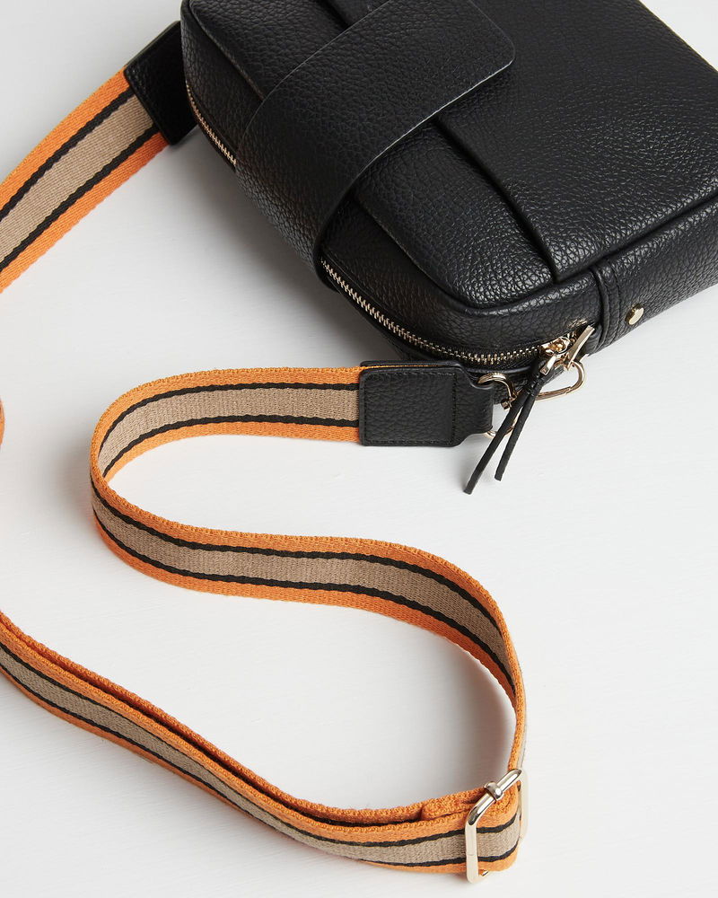 OLIVER BONAS Eve Fold Over Crossbody Camera Bag Large in Black Endource