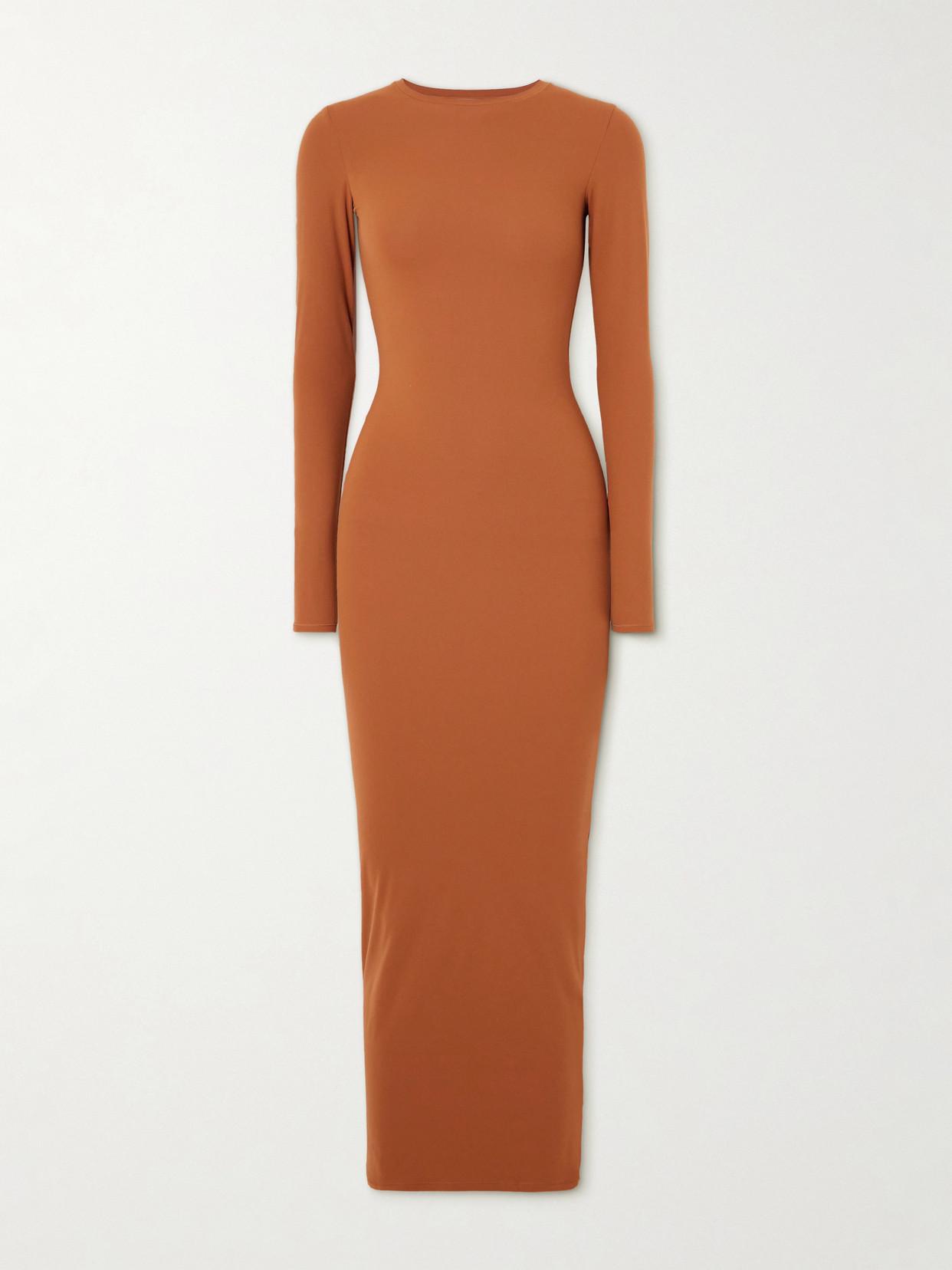 SKIMS Fits Everybody Crew Neck Long Sleeve Dress | endource SKIMS Fits Everybody Crew Neck Long Sleeve Dress | endource