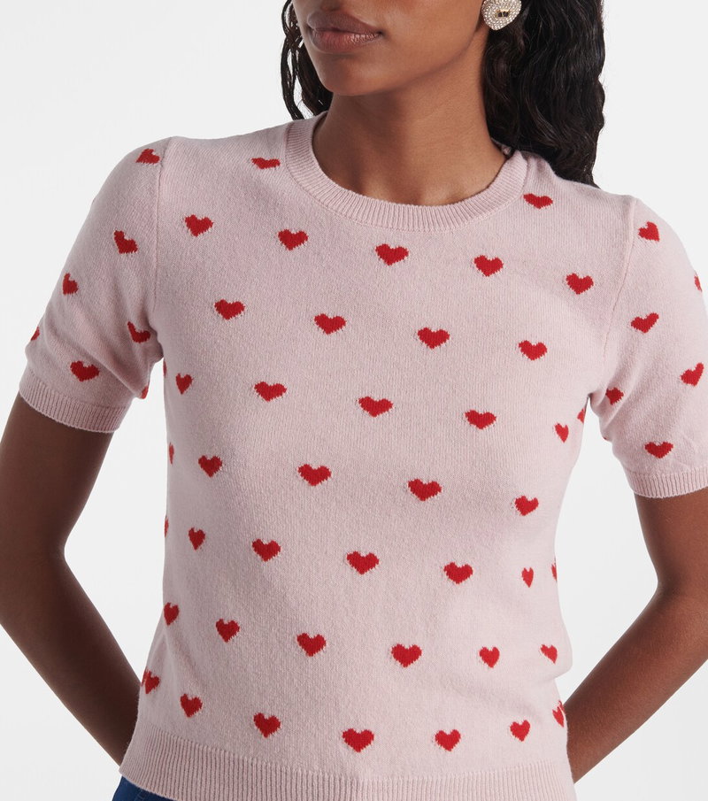 Pink cashmere sweater with red heart print