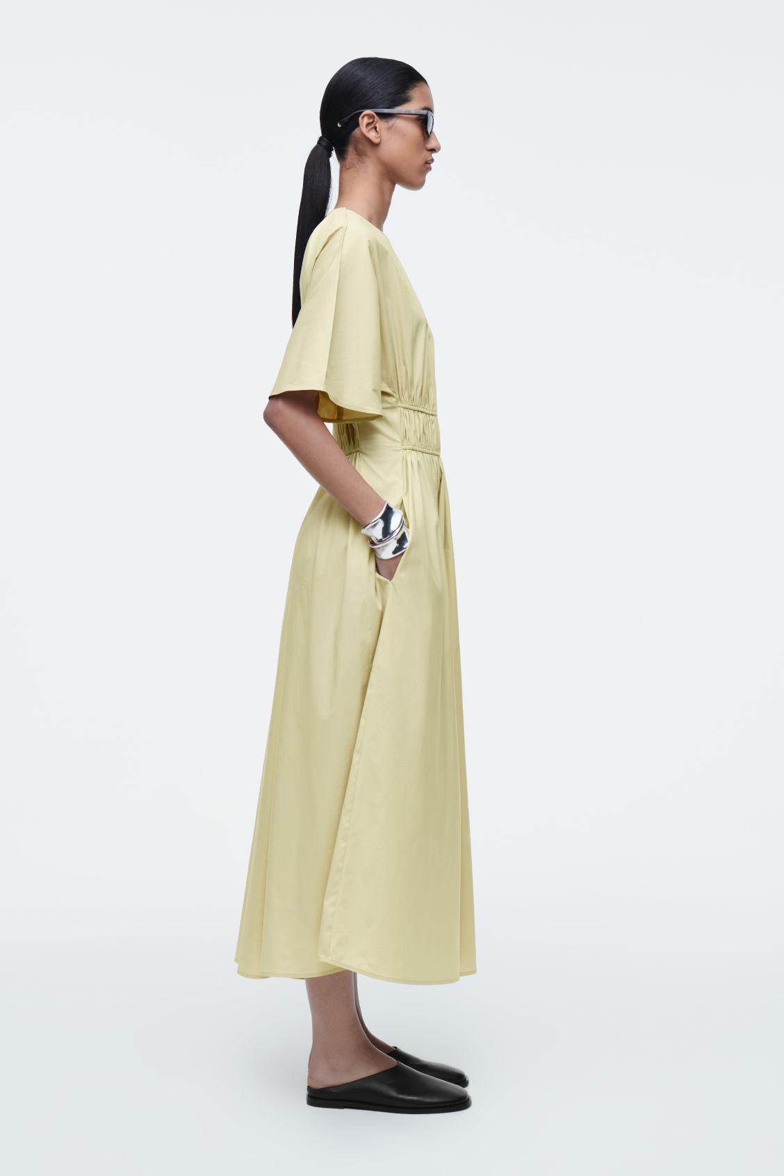 COS Gathered Open-Back Midi Dress | endource COS Gathered Open-Back Midi Dress | endource