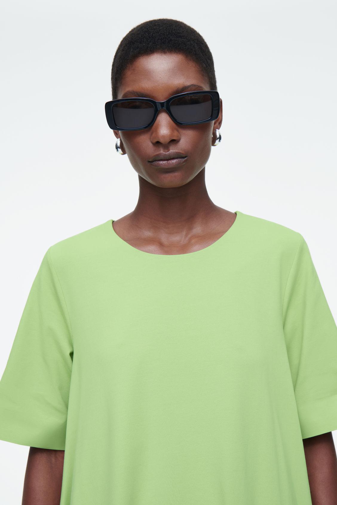COS Flared Mini T-Shirt Dress | endource COS Flared Mini T-Shirt Dress | endource