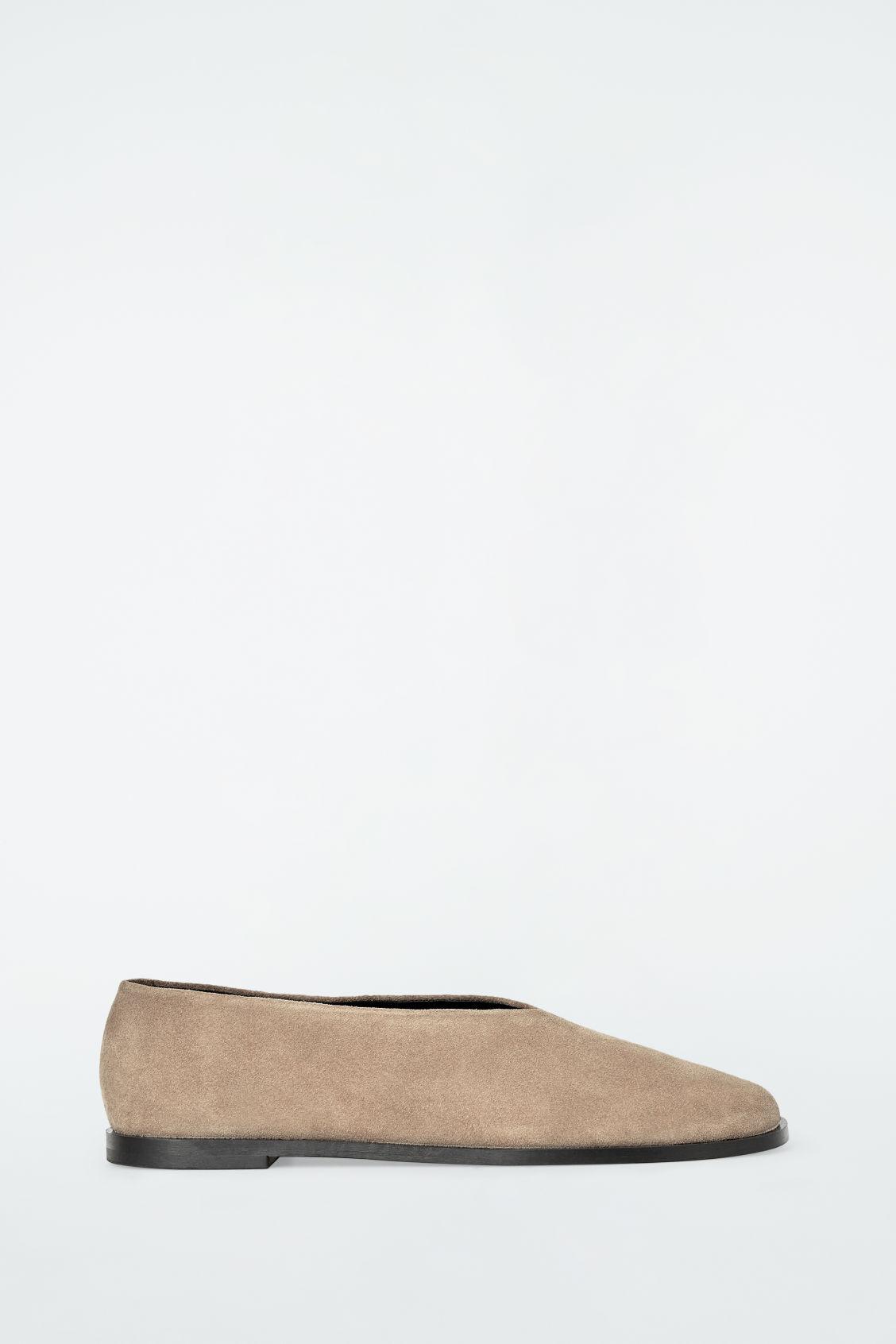 CC 25 Ballet Flats Light Beige Suede 411485