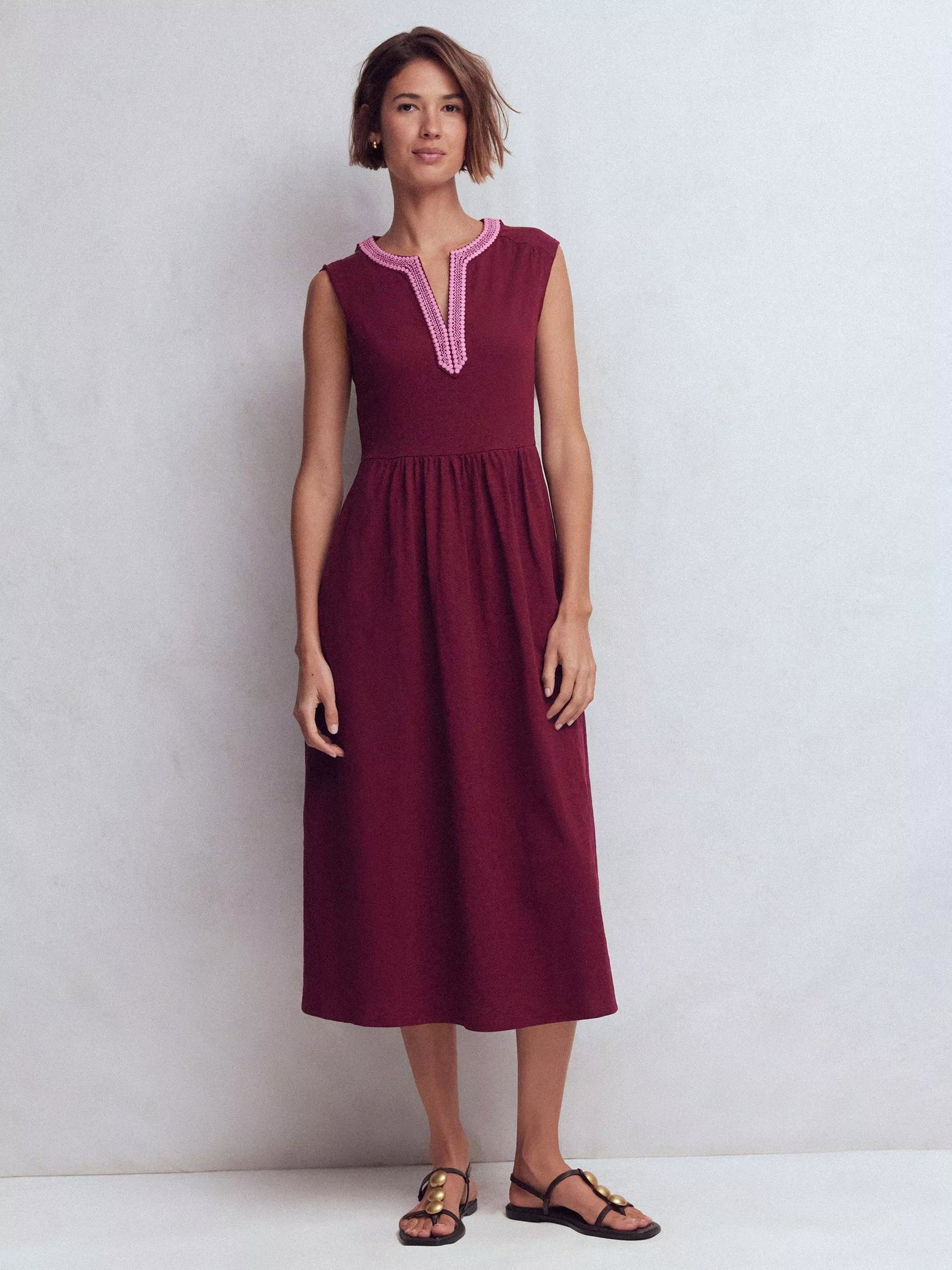 BODEN May Embroidered Midi Dress | endource