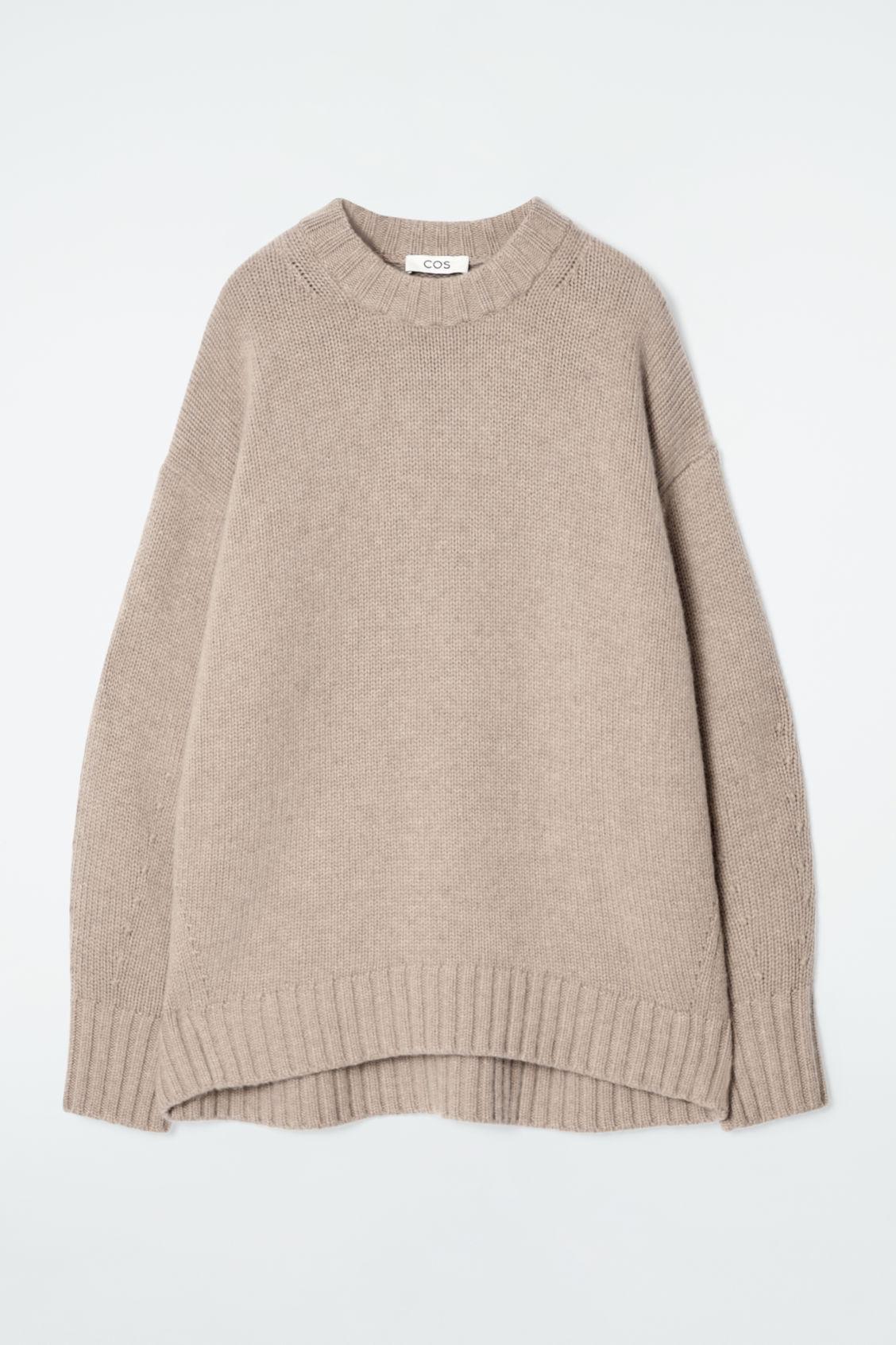 COS Chunky Pure Cashmere Crew-Neck Jumper in BEIGE | endource