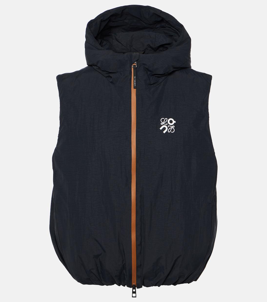 LOEWE Loewe x On - Logo Technical Puffer Vest in Black | Endource