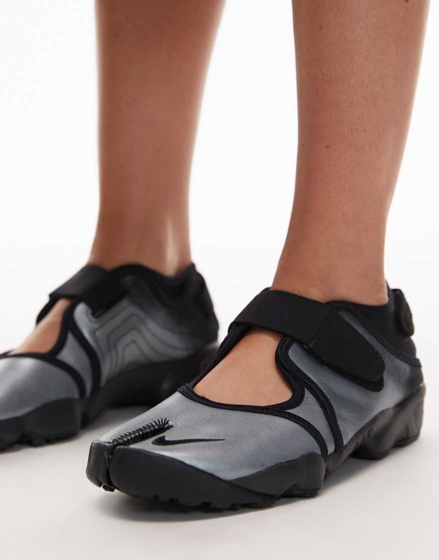 NIKE Air Rift Unisex Trainers In Silver And Black | endource