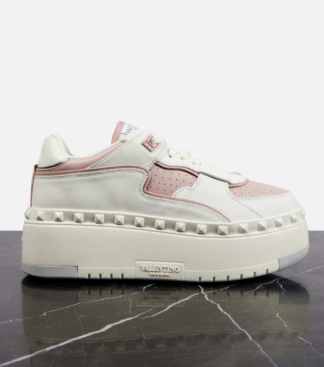 VALENTINO 25S GARAVANI FREEDOTS SNEAKERS IN BEIGE SUEDE AND WHITE LAMBSKIN