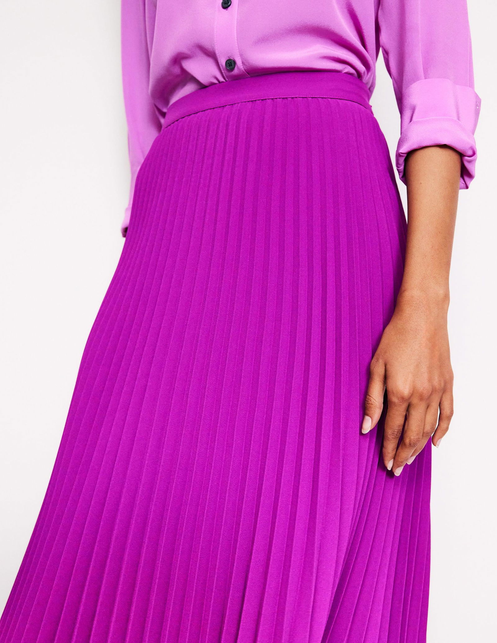 BODEN Camilla Pleated Midi Skirt Regal Purple Endource boden-camilla-pleated-midi-skirt-regal-purple-endource