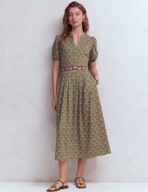 BODEN Kristen Floral Pleated Jersey Dress | endource