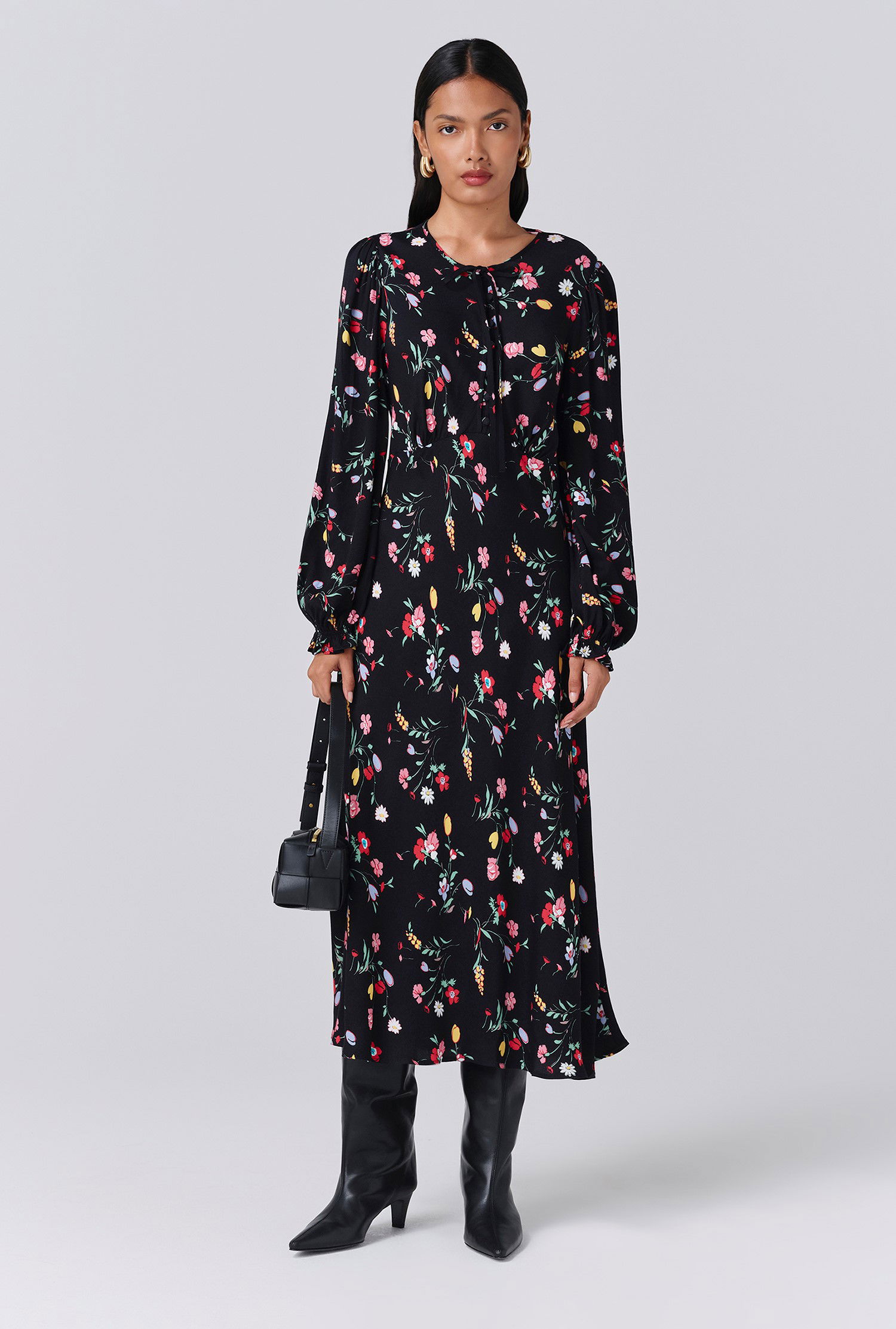 GHOST Stella Floral Crepe Round Neck Midi Dress | endource