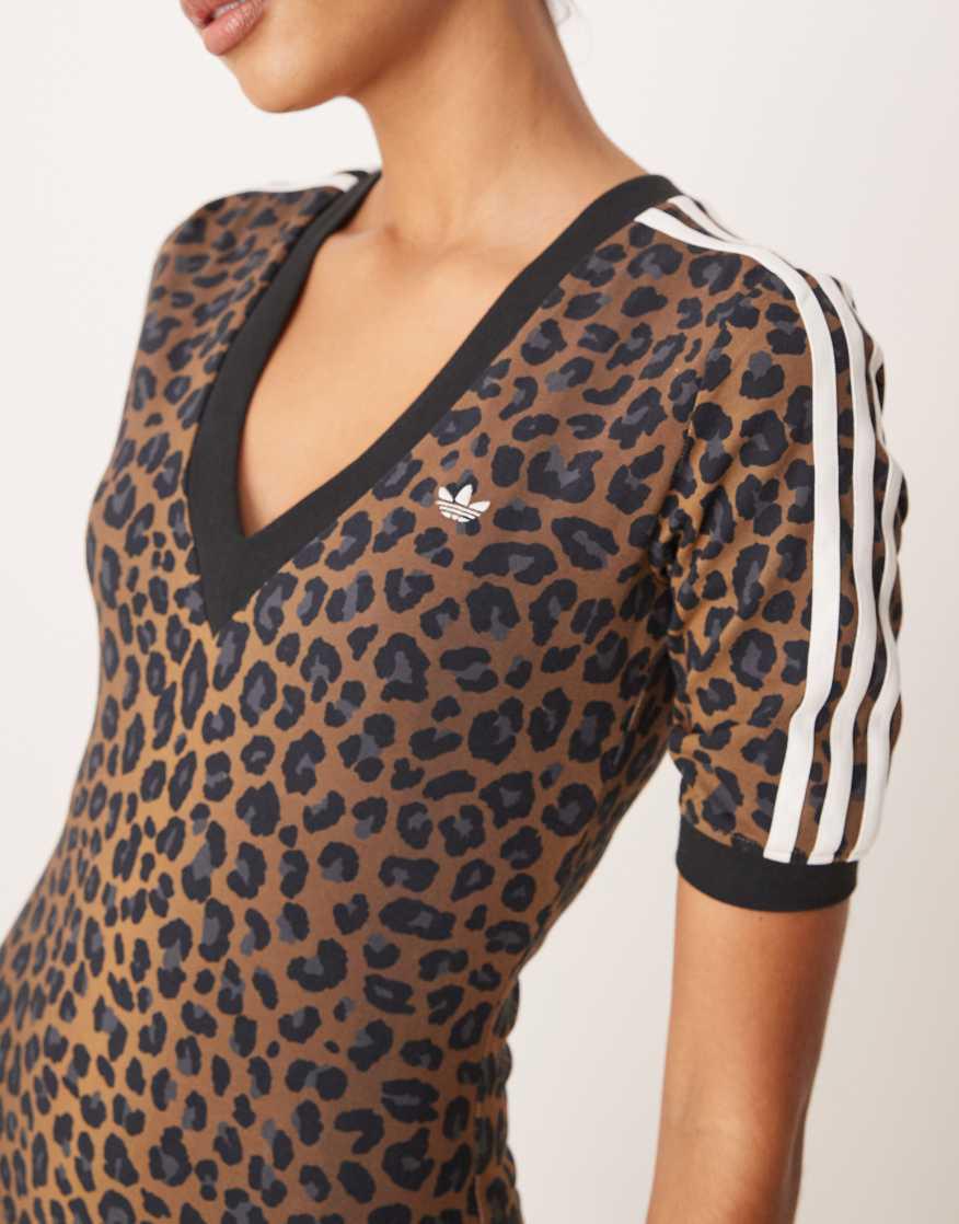 chinese dress ladies Multicolor Leopard V-Neck Maxi Dress – WOODstack