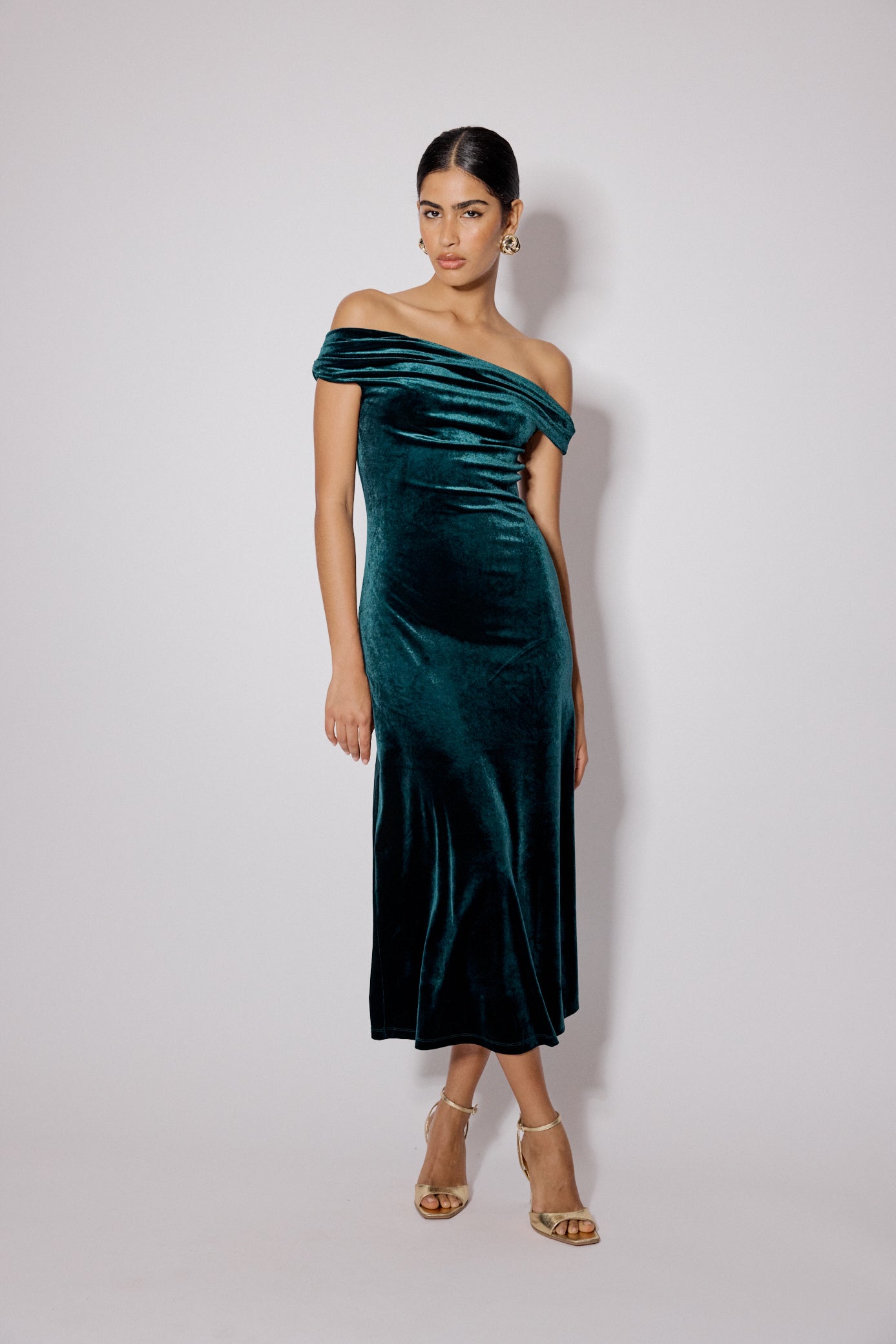 pippa green dress Maternity Photoshoot Gown Georgette Peach – ZIVAMOMS