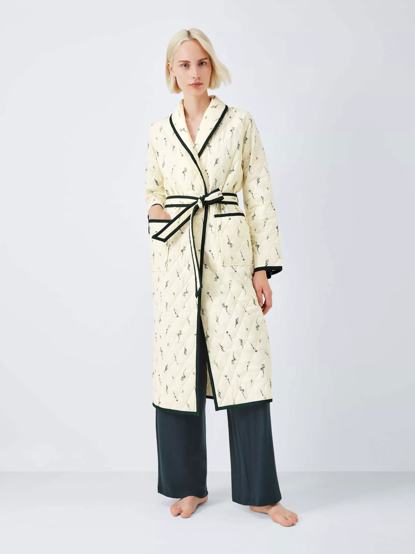 chinese dress ladies Bath Robe Women Winter Warm Cotton Quilted Women's Bathrobe Nightgown  Kimono Floral Dressing Gown Sleepwear Female Home Clothes (Color : SJ1882,  Size : X-Large) : Clothing, Shoes & Jewelry main image 0