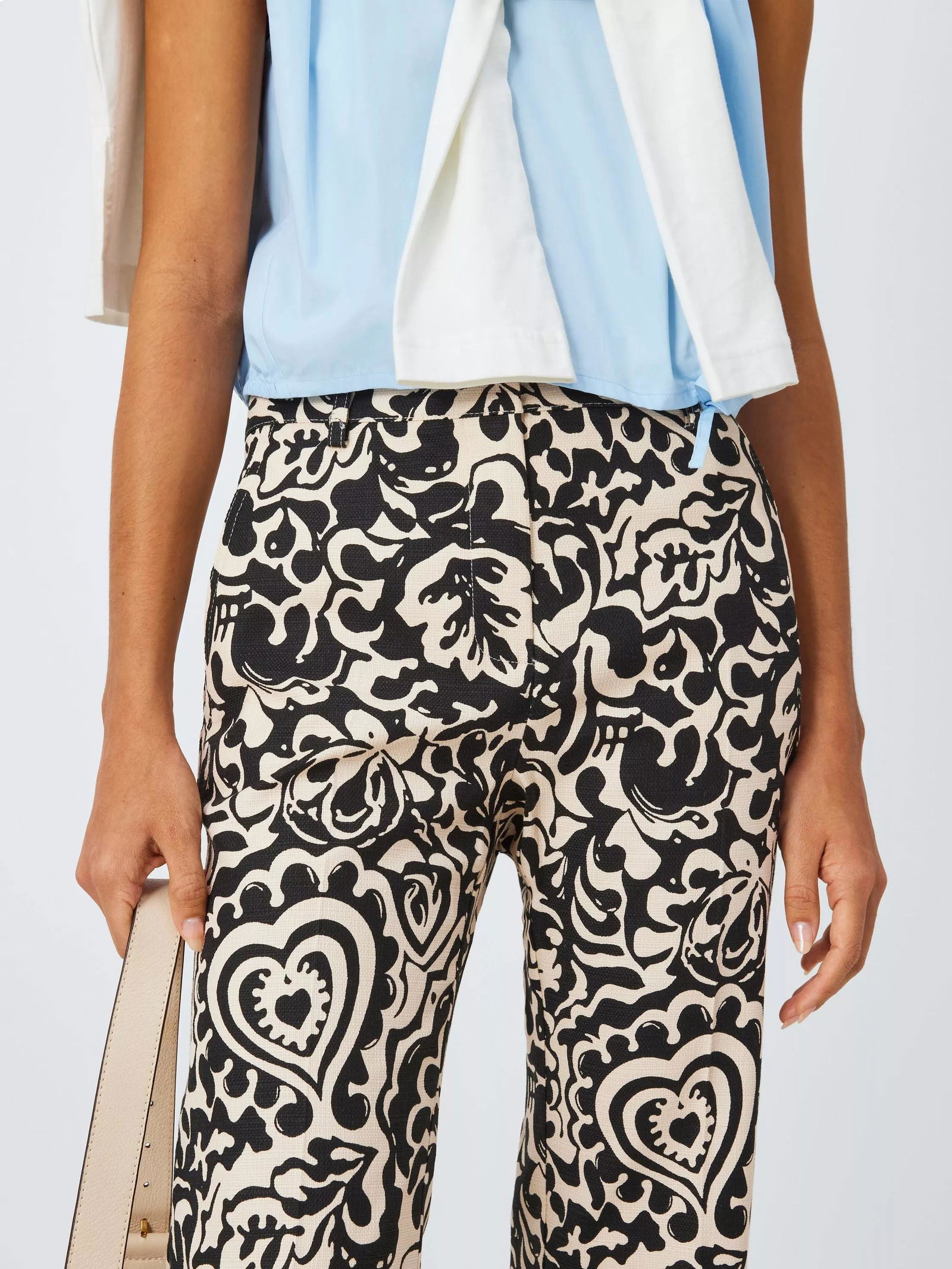 weekend-max-mara-weekend-  display picture 1