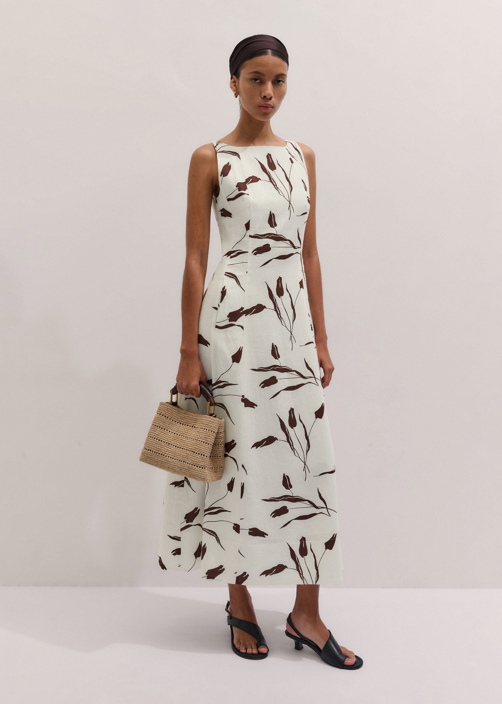 ME+EM Crease-Less Linen Modern Tulips Print Maxi Dress | endource