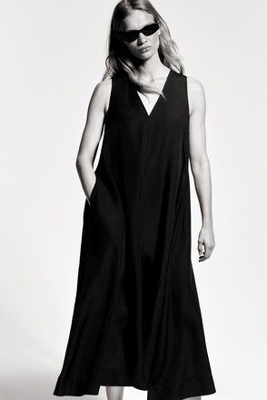strapless open back dress Stella Shimmering Black Pleated Midi Dress Small main image 0