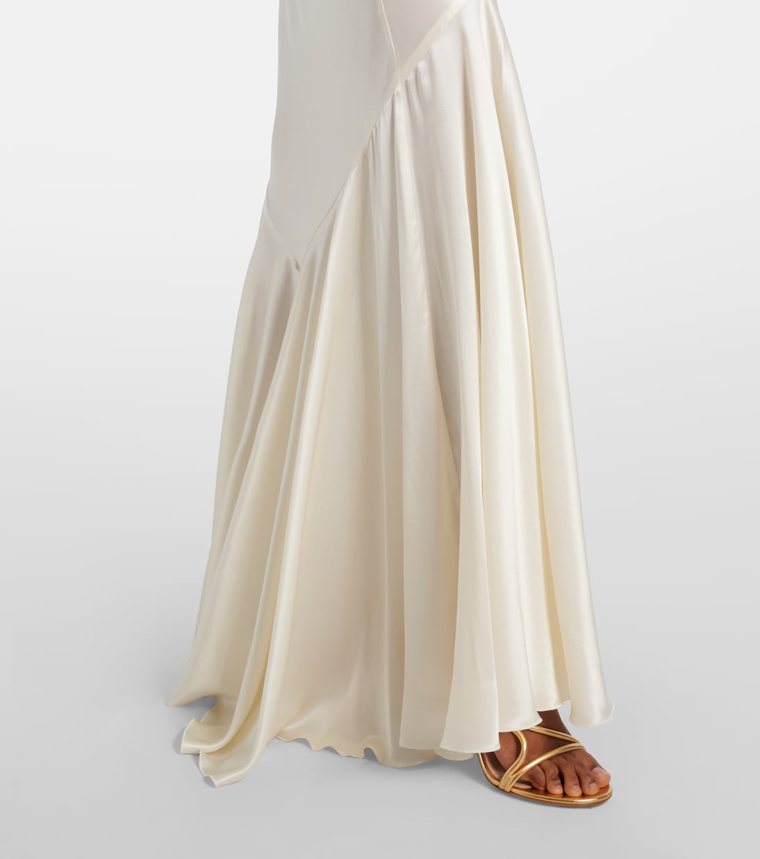 chinese dress ladies Nina Ricci Ruffle Silk Crpe Gown  Runway Catalog