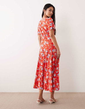 NOBODY'S CHILD Melissa Embroidered Floral Milkmaid Midi Dress In Red |  endource