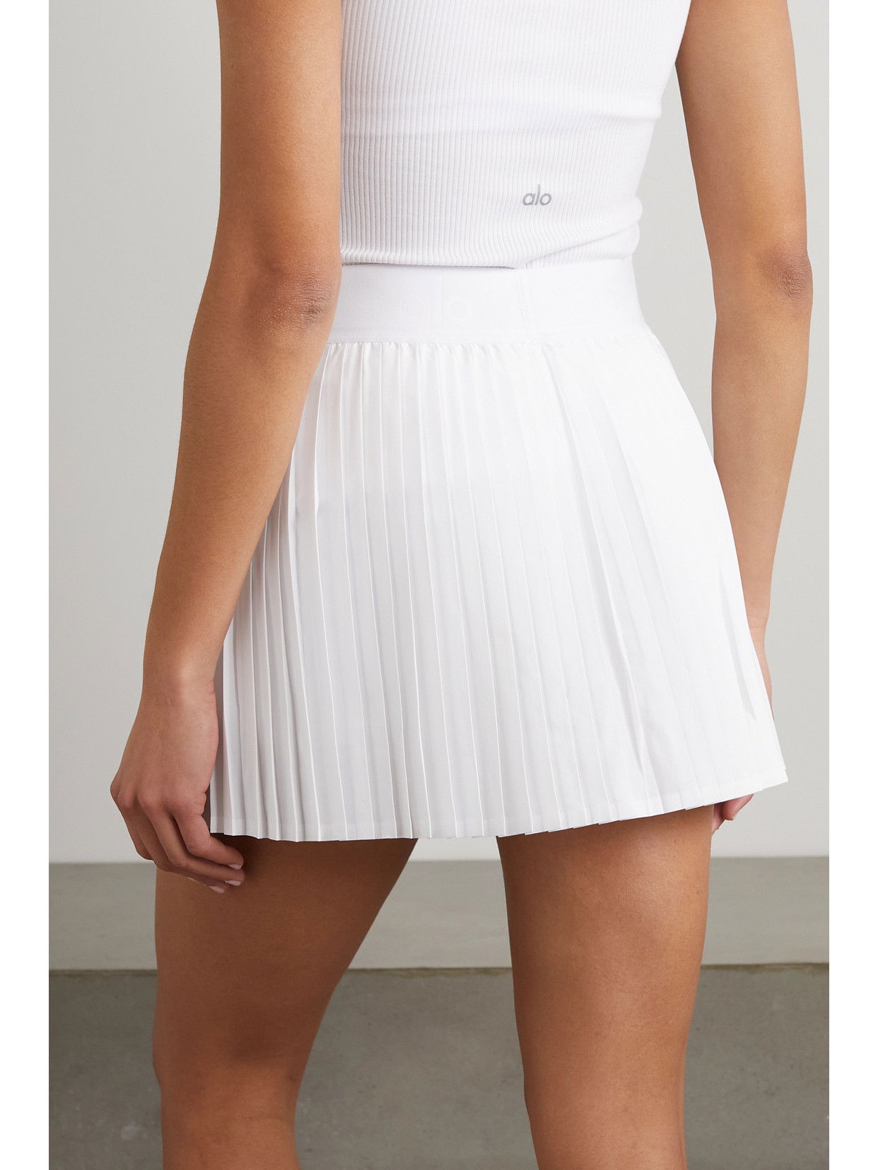 ALO YOGA Aces Wrap-Effect Pleated Stretch Tennis Skirt | endource