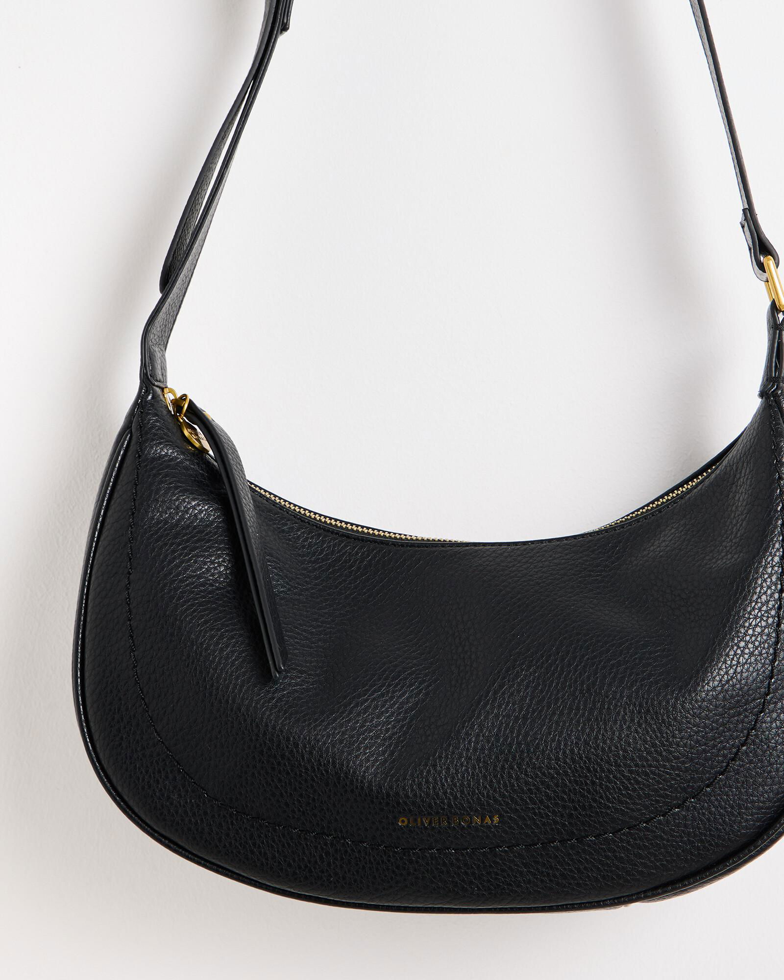 oliver-bonas-ida-black-curved- 