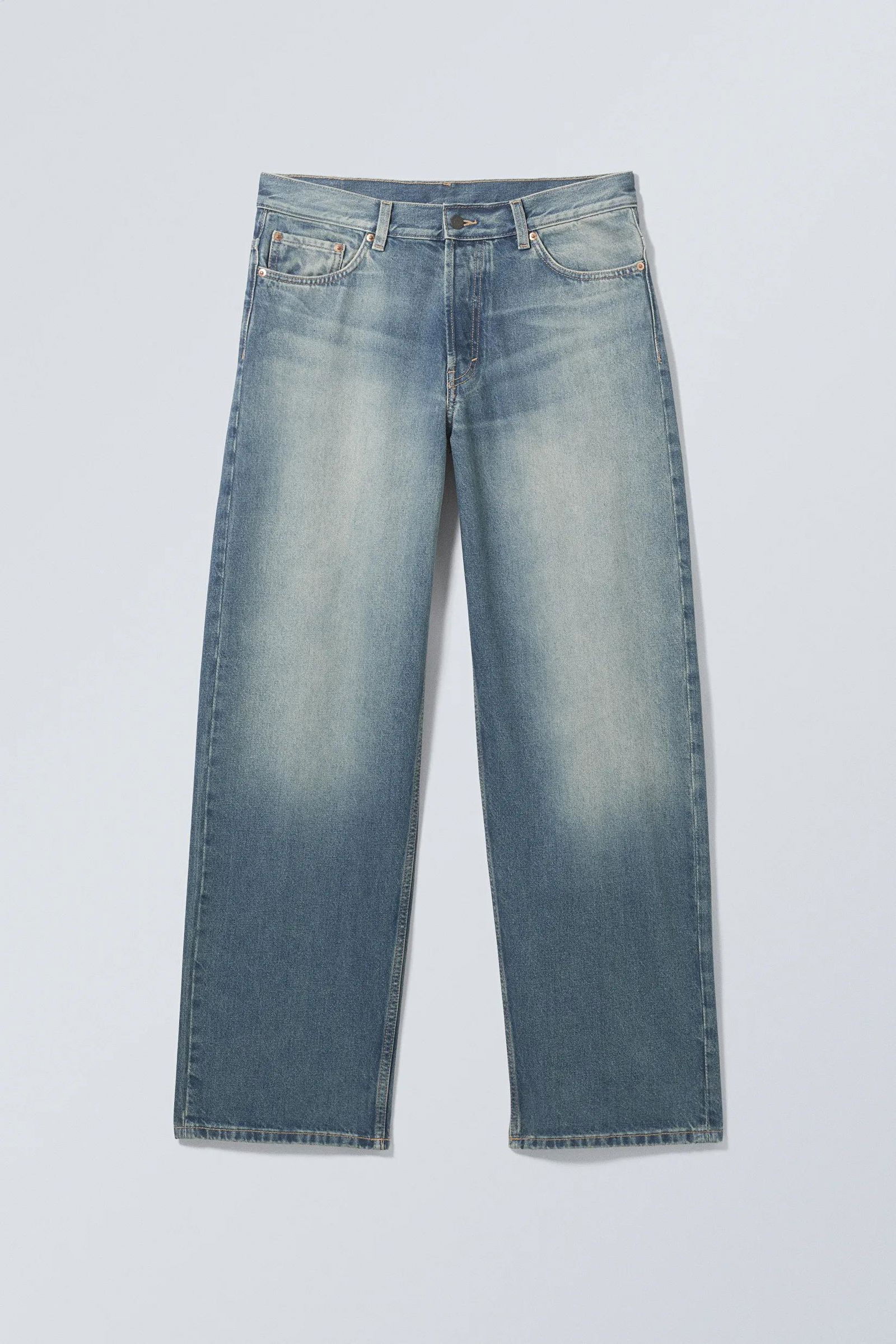 WEEKDAY Sphere Low Loose Jeans in Jackpot Blue | Endource