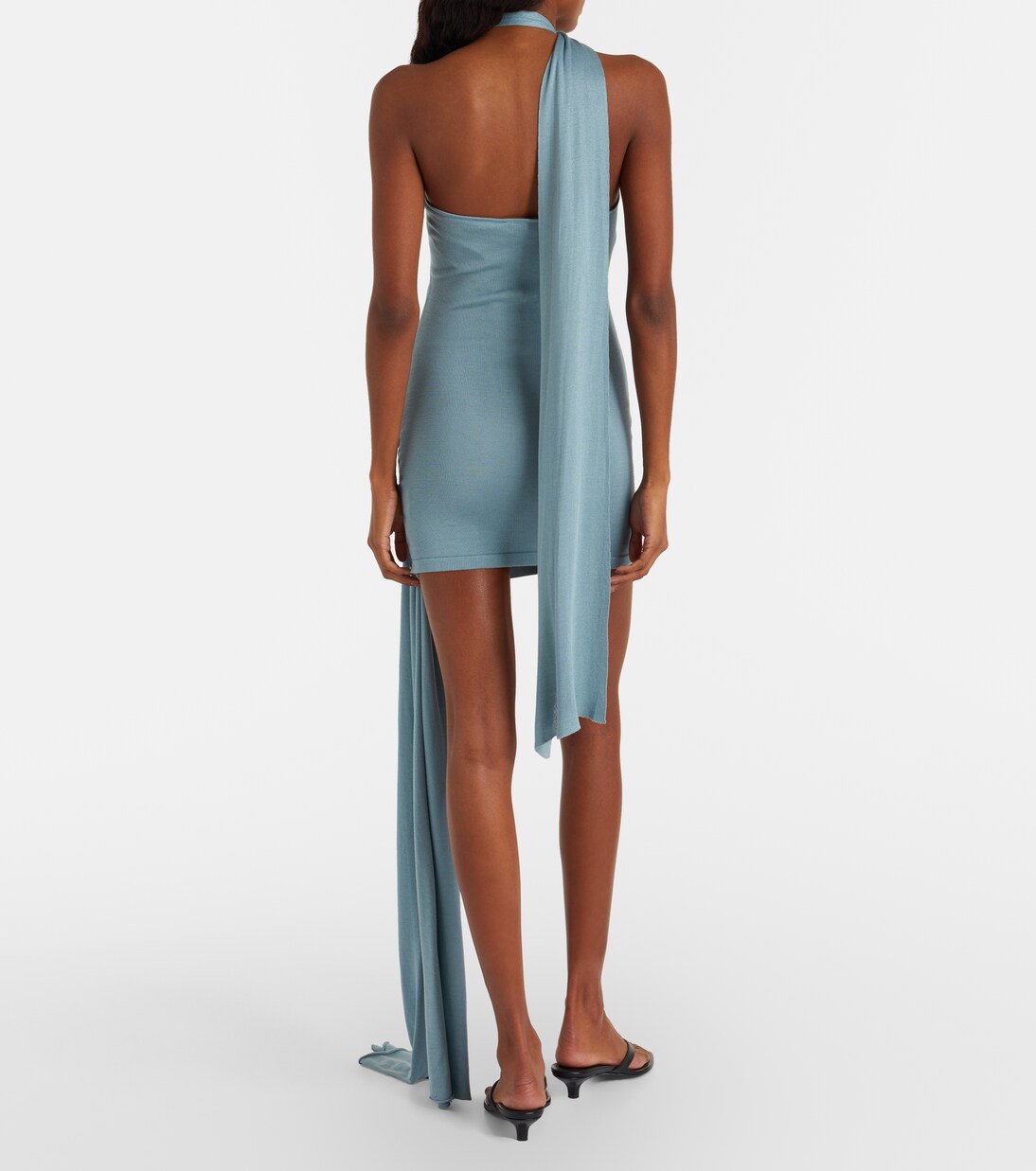 jersey dress for muse Our muse @ellarosemcfadin with her Ines Jersey Dress in White, #nazliceren #nazlicerencommunity