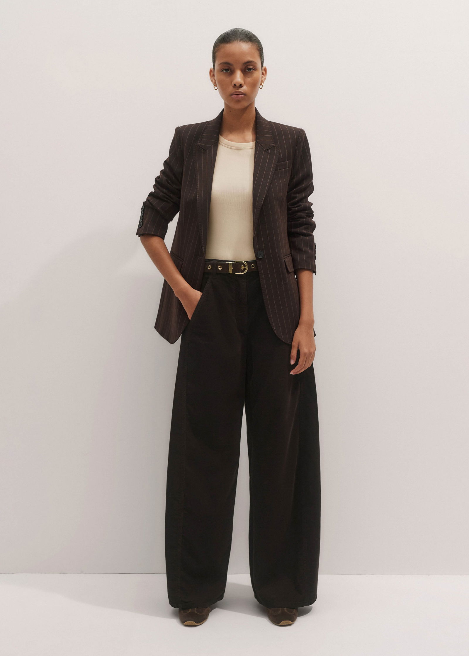 Sharp Shoulder Frame ME+EM Sharp Shoulder Pinstripe Blazer | endource