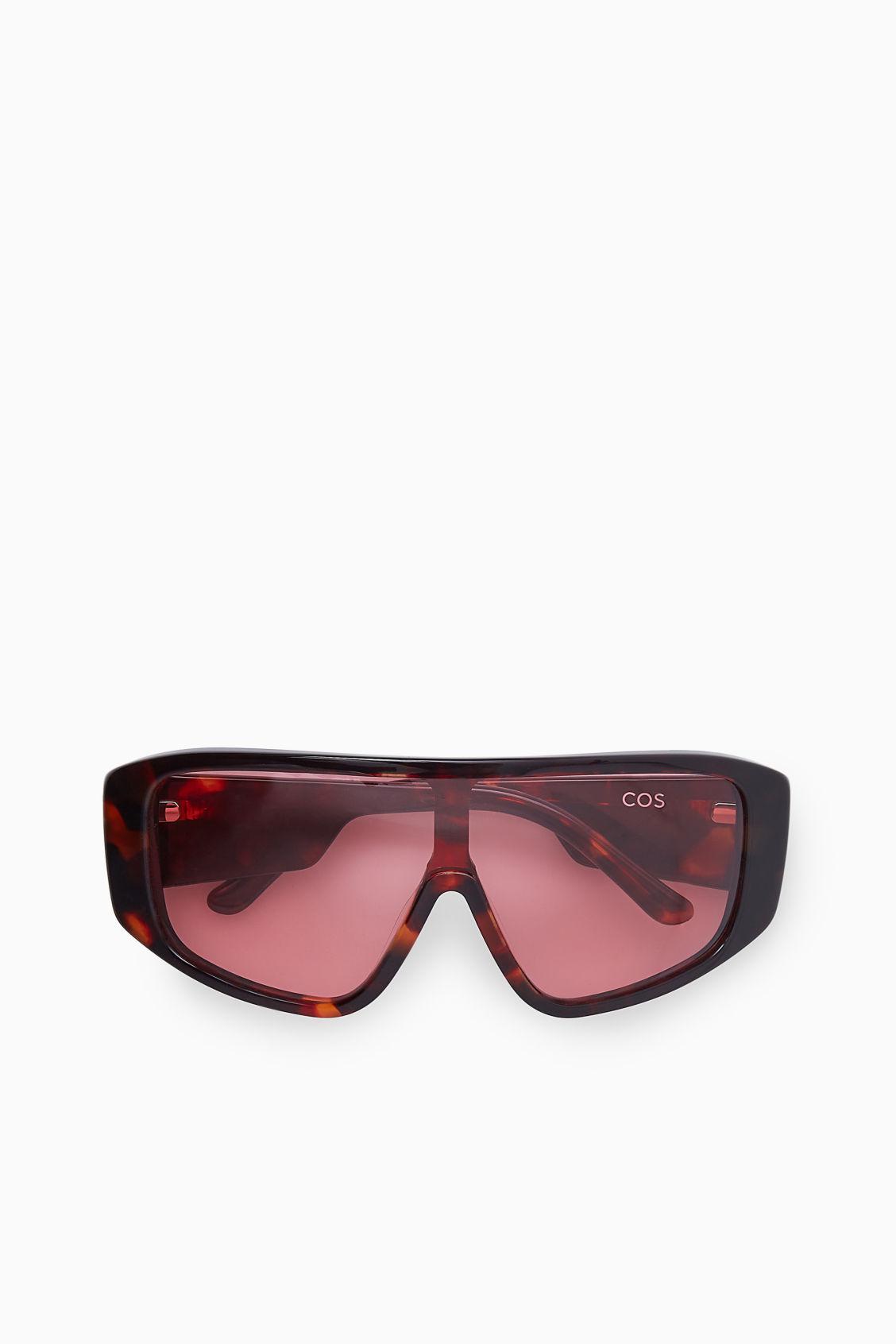 COS Oversized Ski-Style Glasses | endource display picture 1