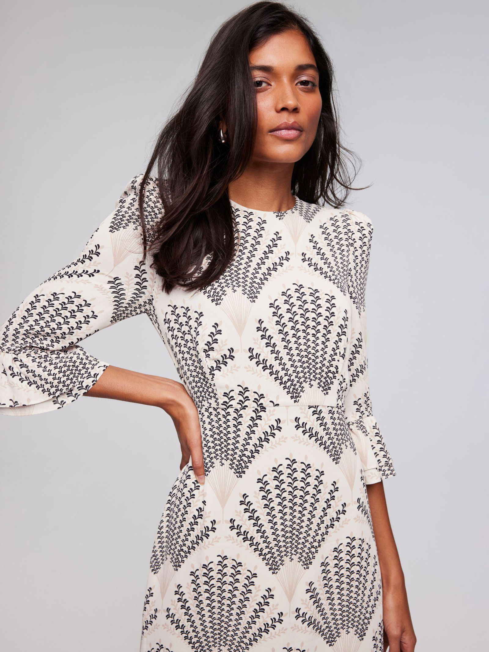cream dress with neck scarf Dree Scarf-Detail Turtleneck Backless Maxi in Size:L: Men 6.5-9.5 Women 8-11 lounge-dress Lulus | Ivory Fuzzy Style with strappy heeled