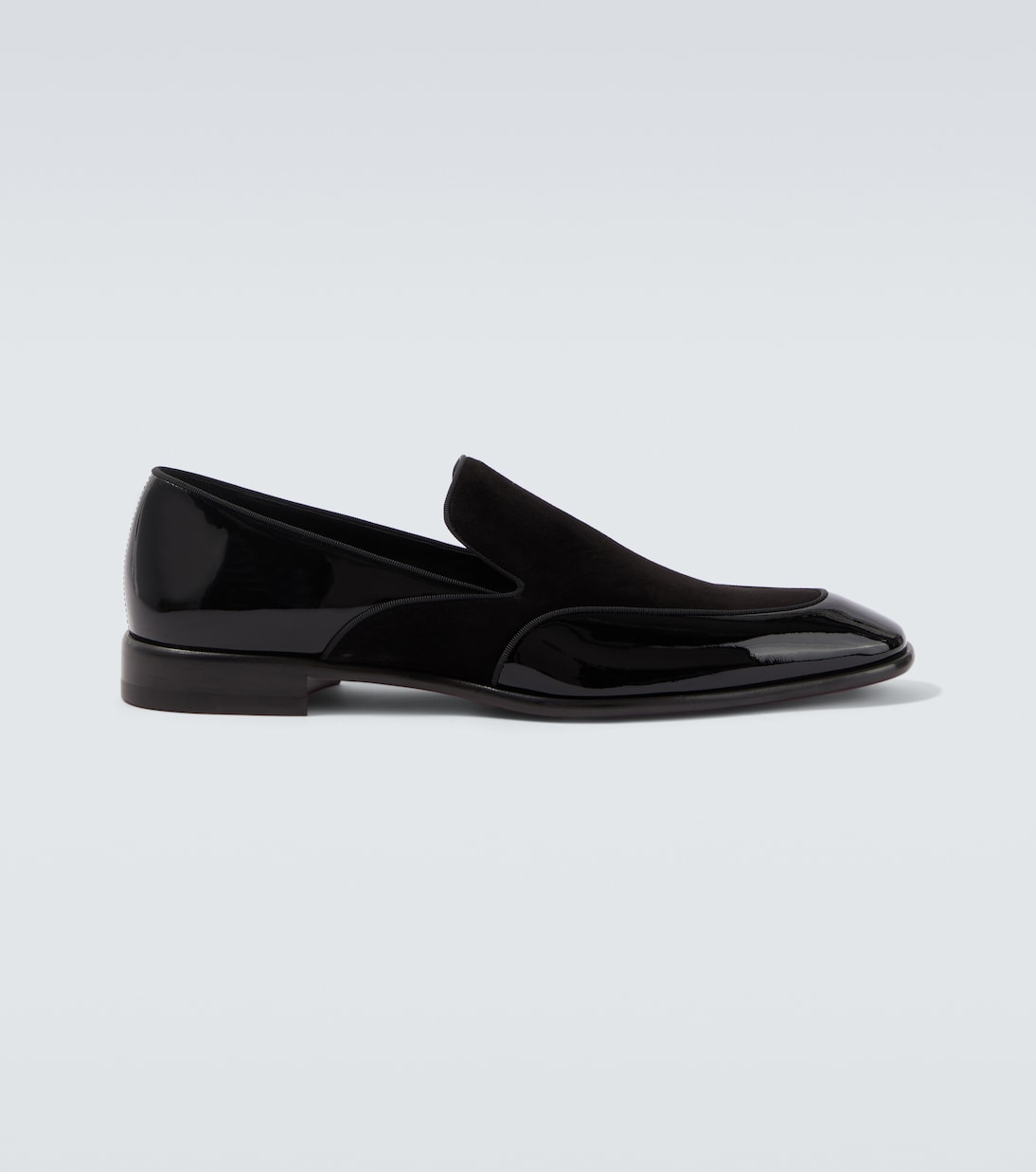 CHRISTIAN LOUBOUTIN Yaki Patent Leather And Suede Loafers Endource CHRISTIAN LOUBOUTIN Yaki Patent Leather And Suede Loafers Endource