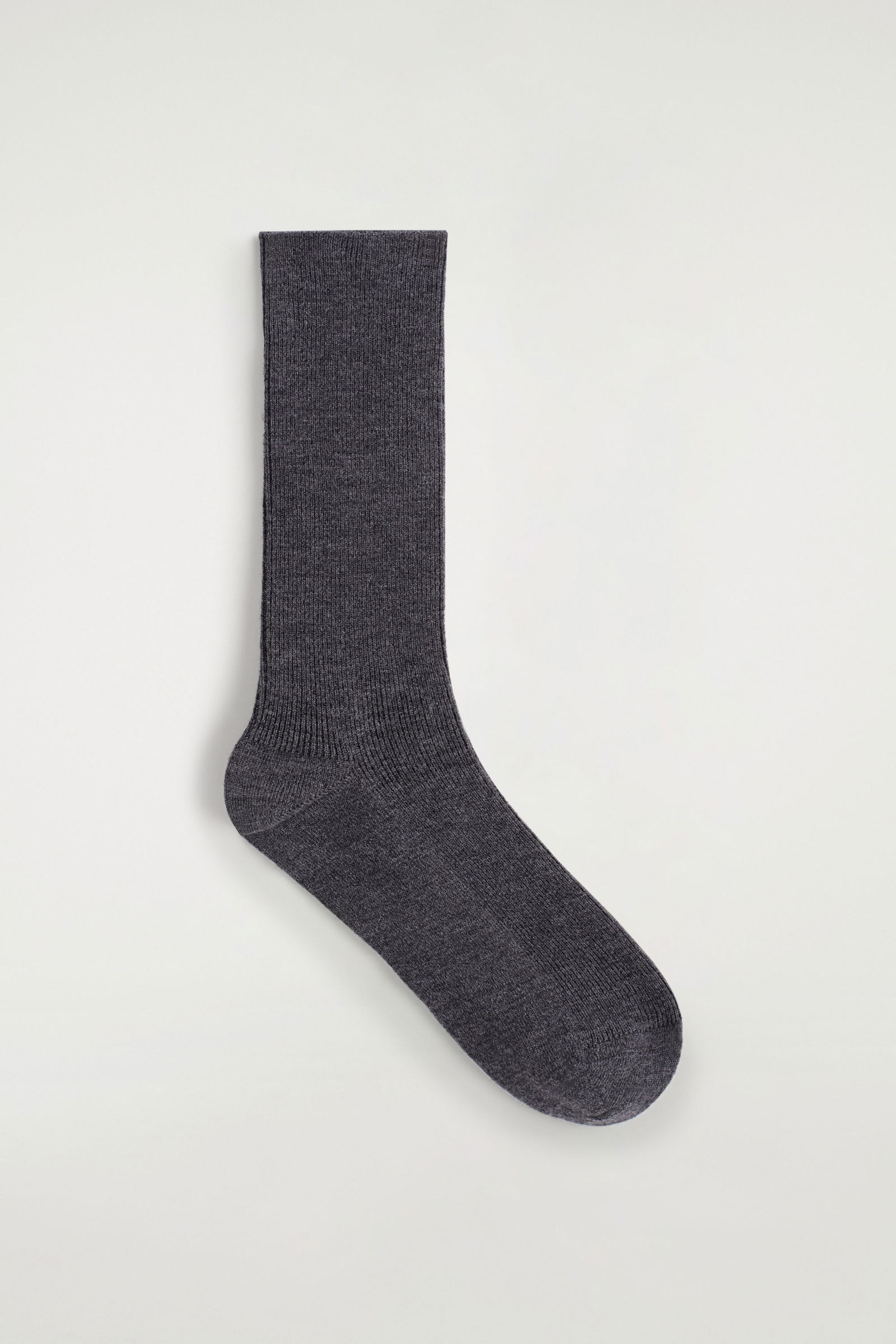 COS RIBBED WOOL SOCKS | endource