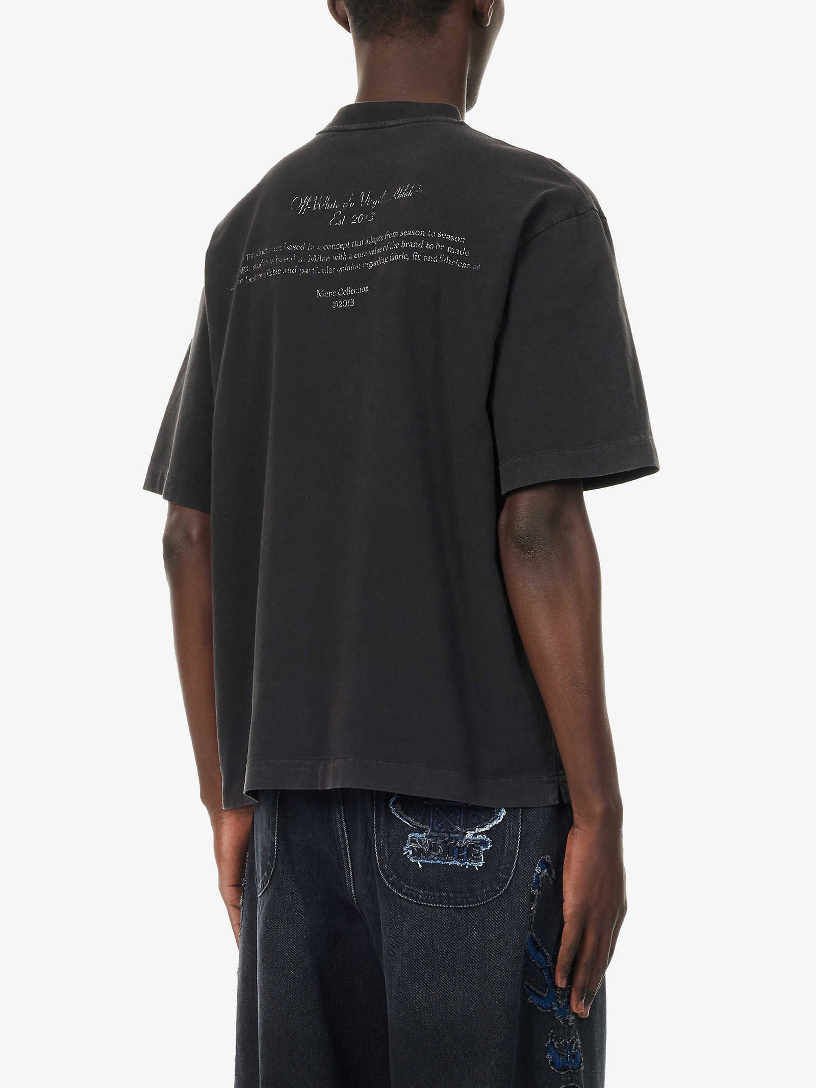 off-white-mary-skate-graphic-