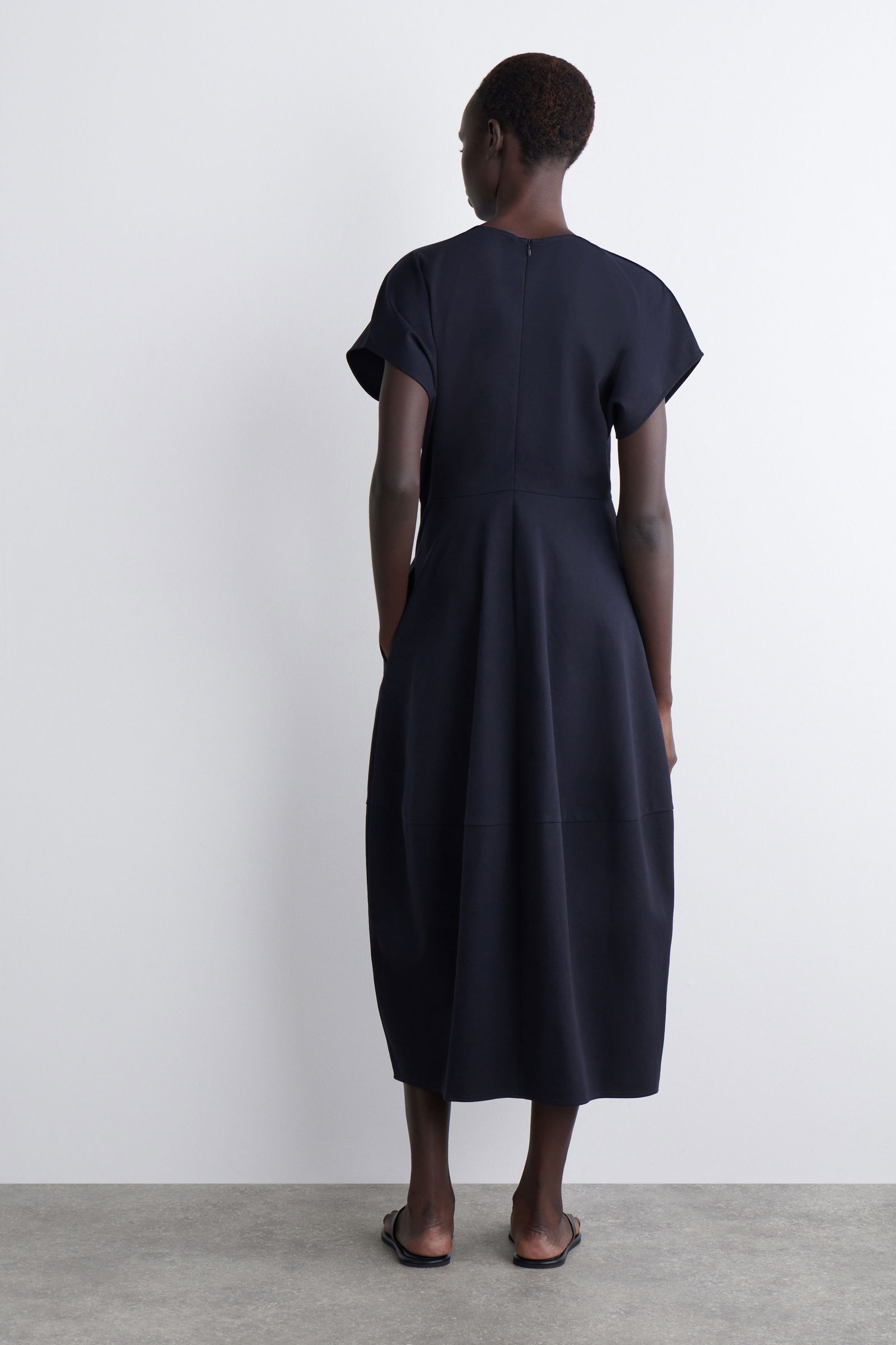 sculpted cotton midi dress SCULPTED COTTON MIDI DRESS - BLACK