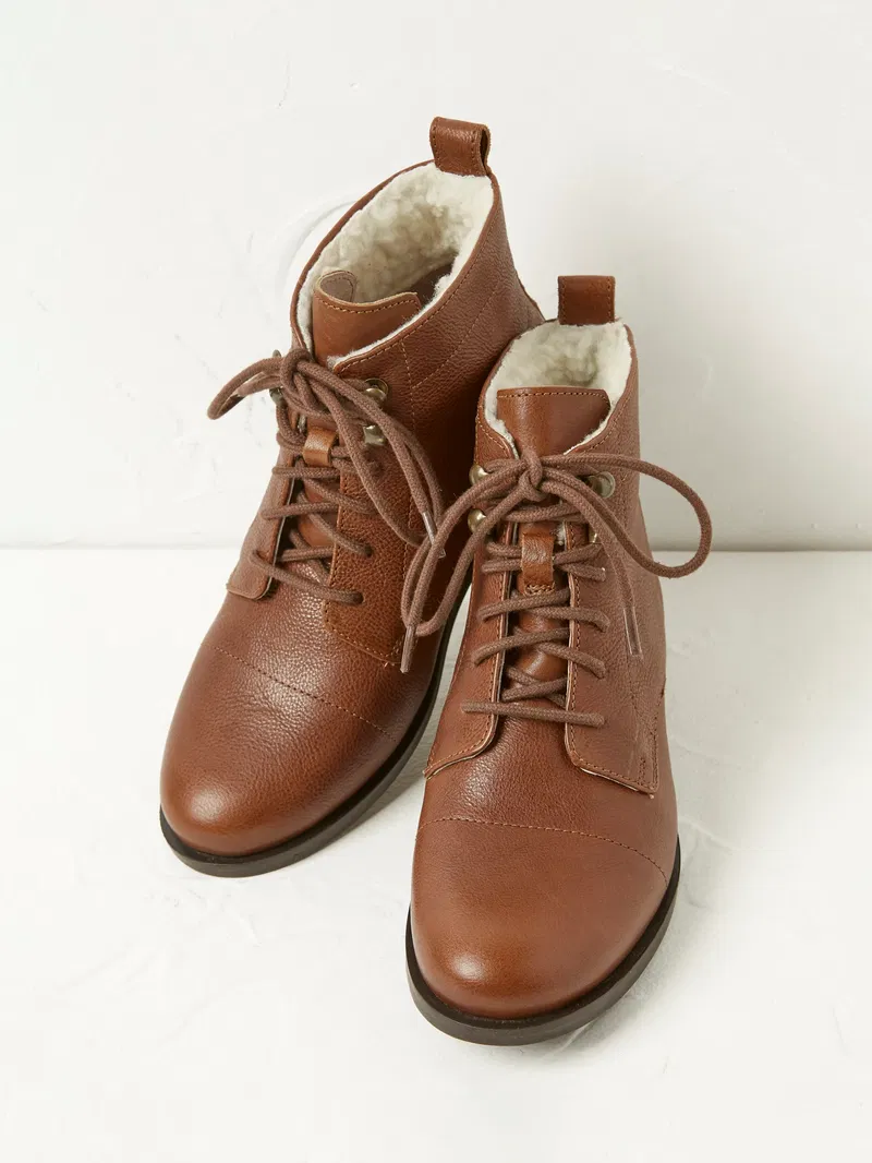 fatface lace up boots