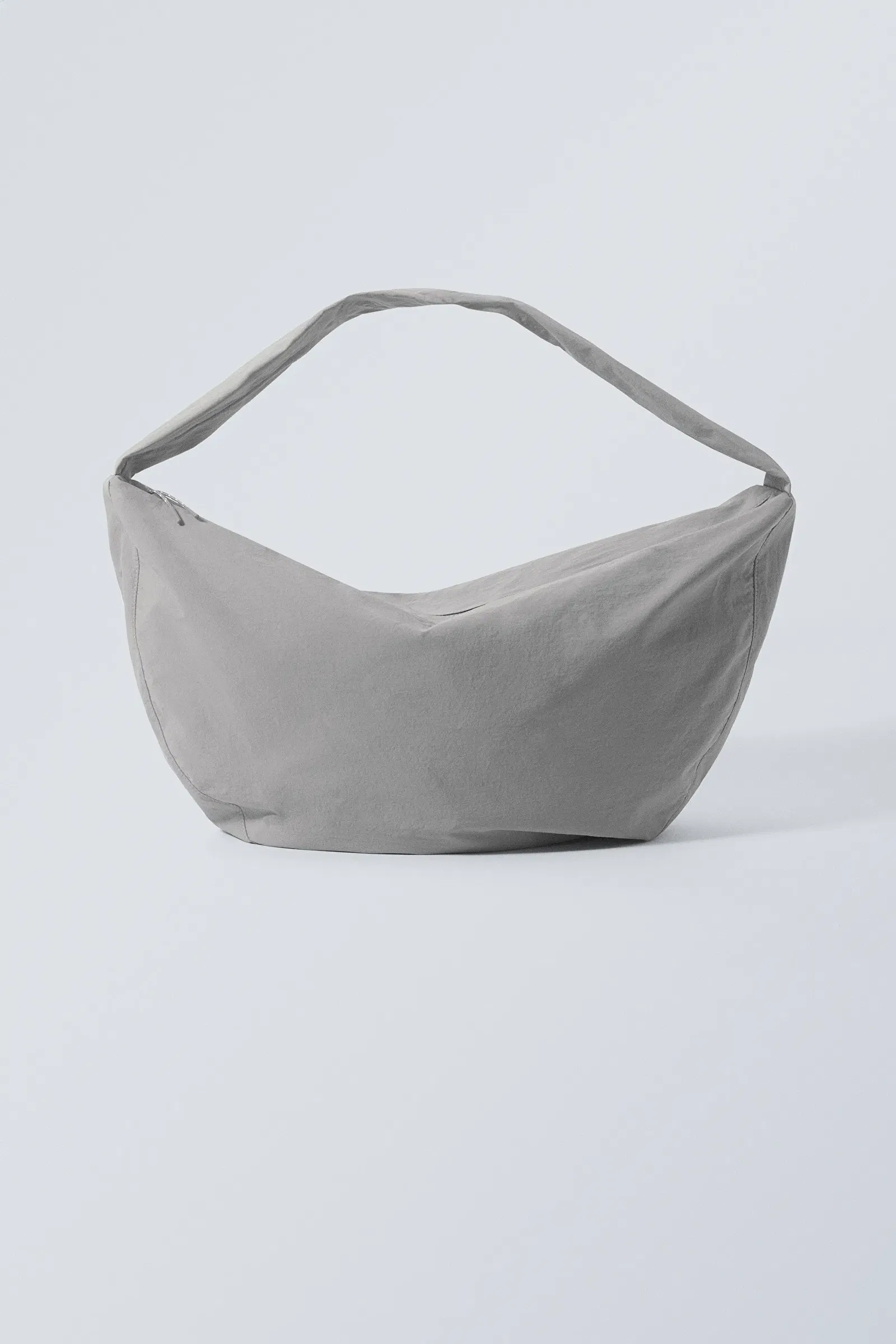 WEEKDAY Samir Crossbody Bag in Dusty Grey | Endource